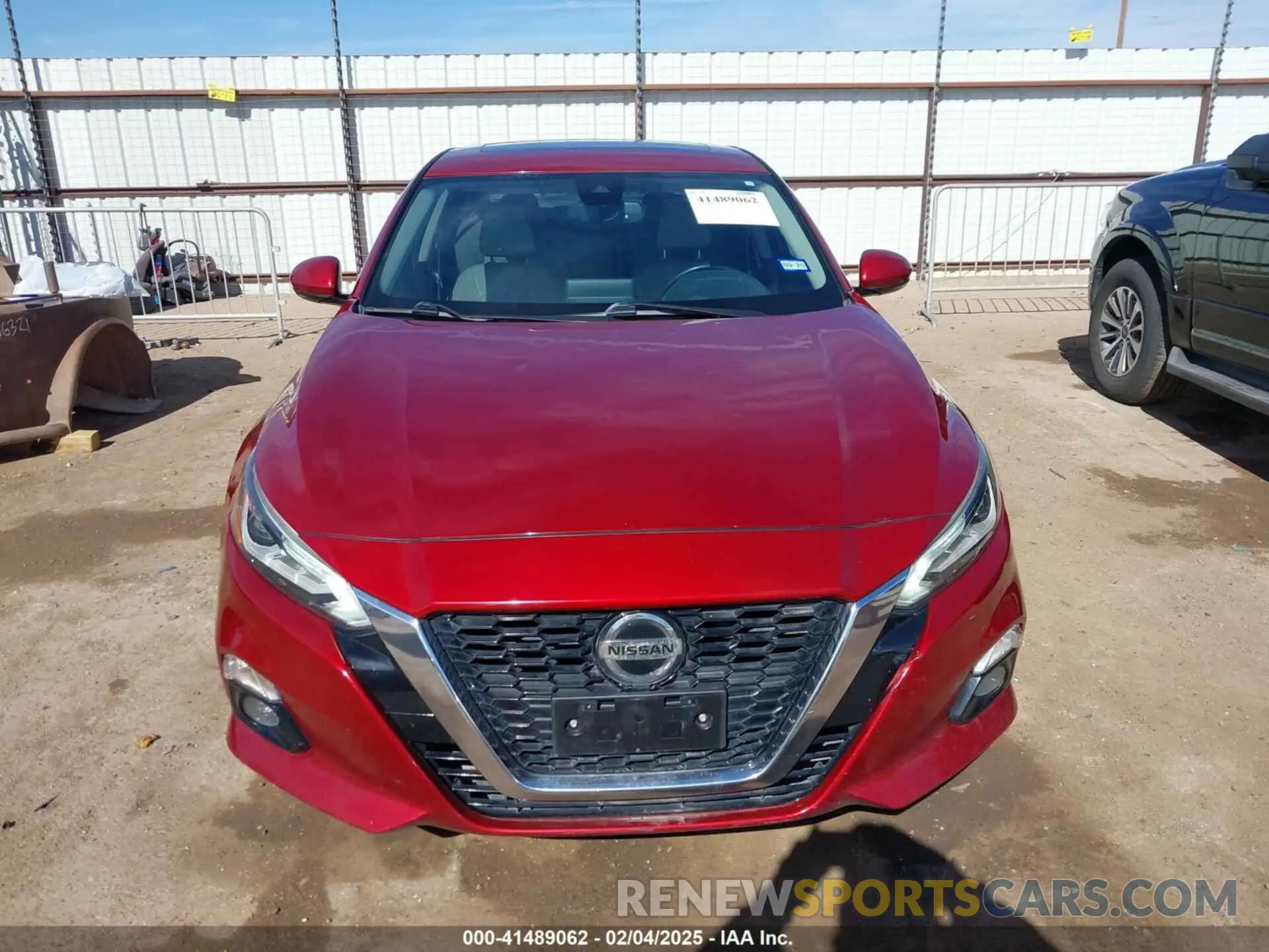 12 Photograph of a damaged car 1N4BL4EV6KC226062 NISSAN ALTIMA 2019