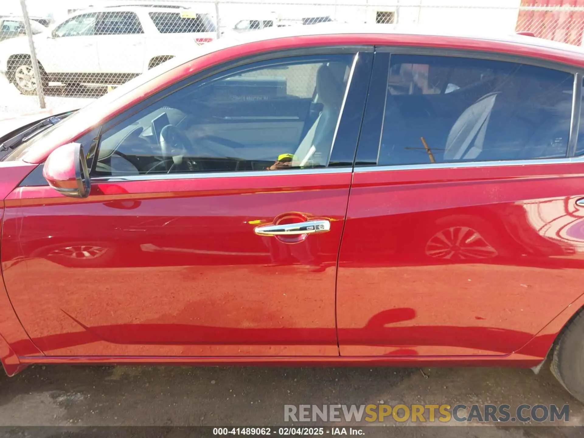 14 Photograph of a damaged car 1N4BL4EV6KC226062 NISSAN ALTIMA 2019