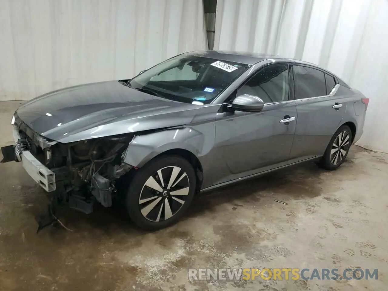 1 Photograph of a damaged car 1N4BL4EV6KC255609 NISSAN ALTIMA 2019