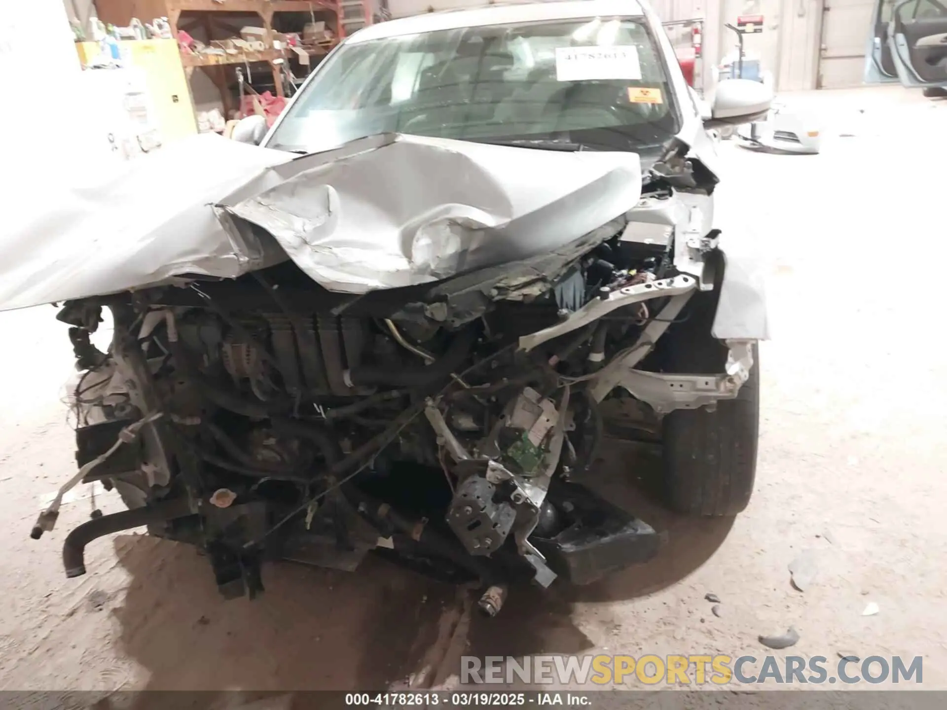 6 Photograph of a damaged car 1N4BL4EV6KC257425 NISSAN ALTIMA 2019