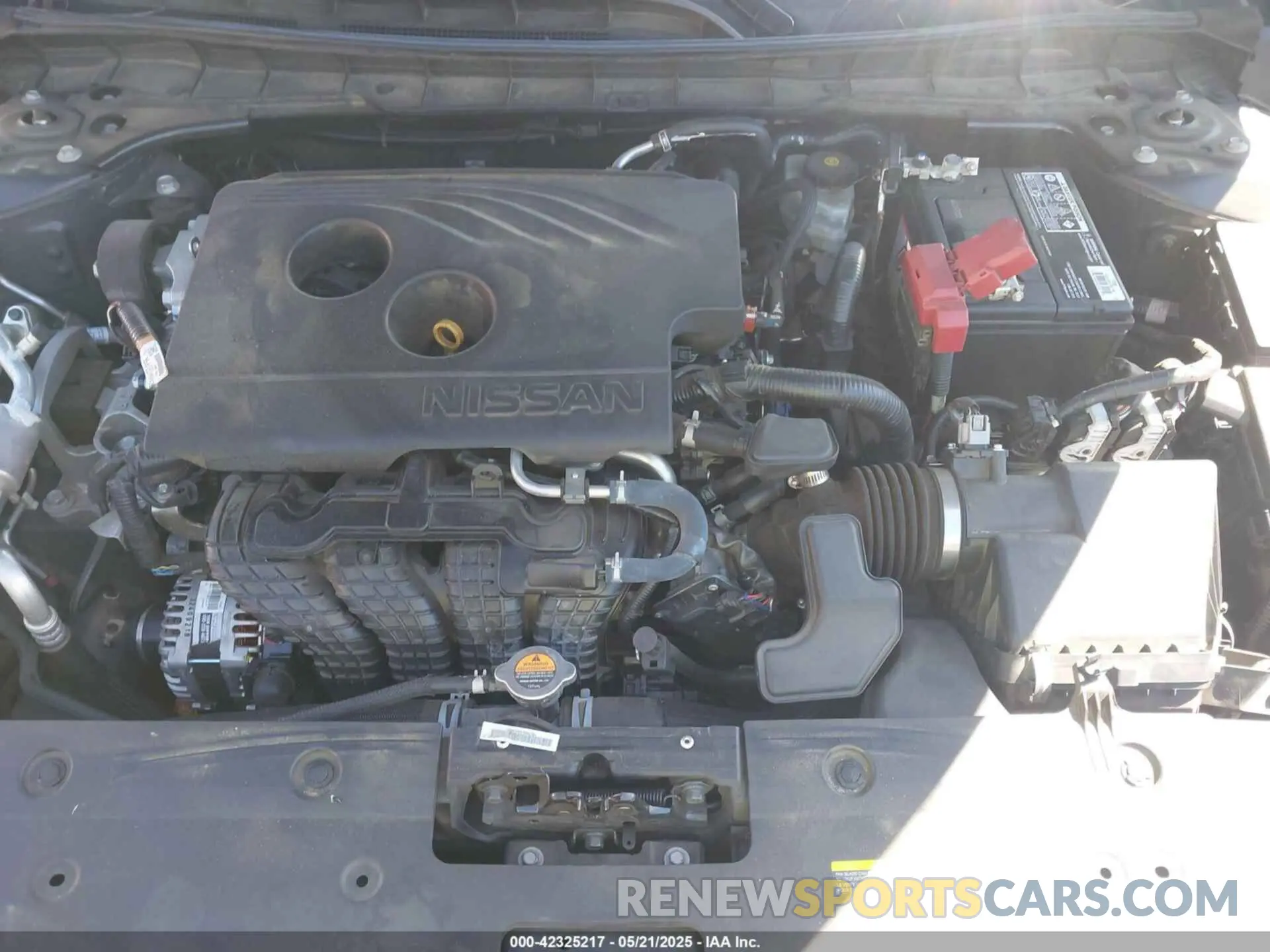 10 Photograph of a damaged car 1N4BL4EV7KC229536 NISSAN ALTIMA 2019