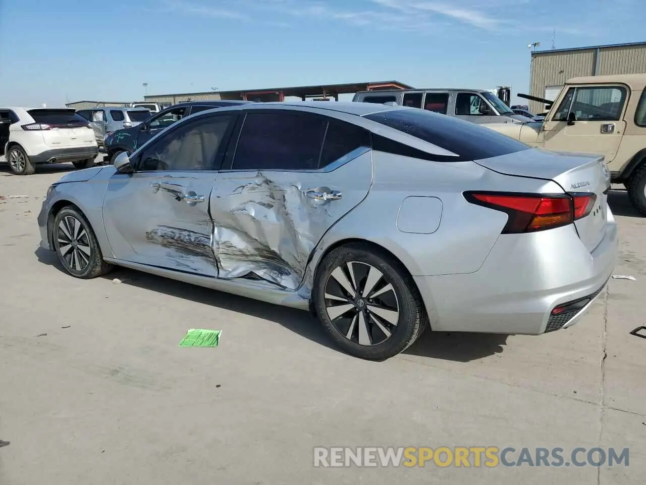2 Photograph of a damaged car 1N4BL4EV7KC233473 NISSAN ALTIMA 2019