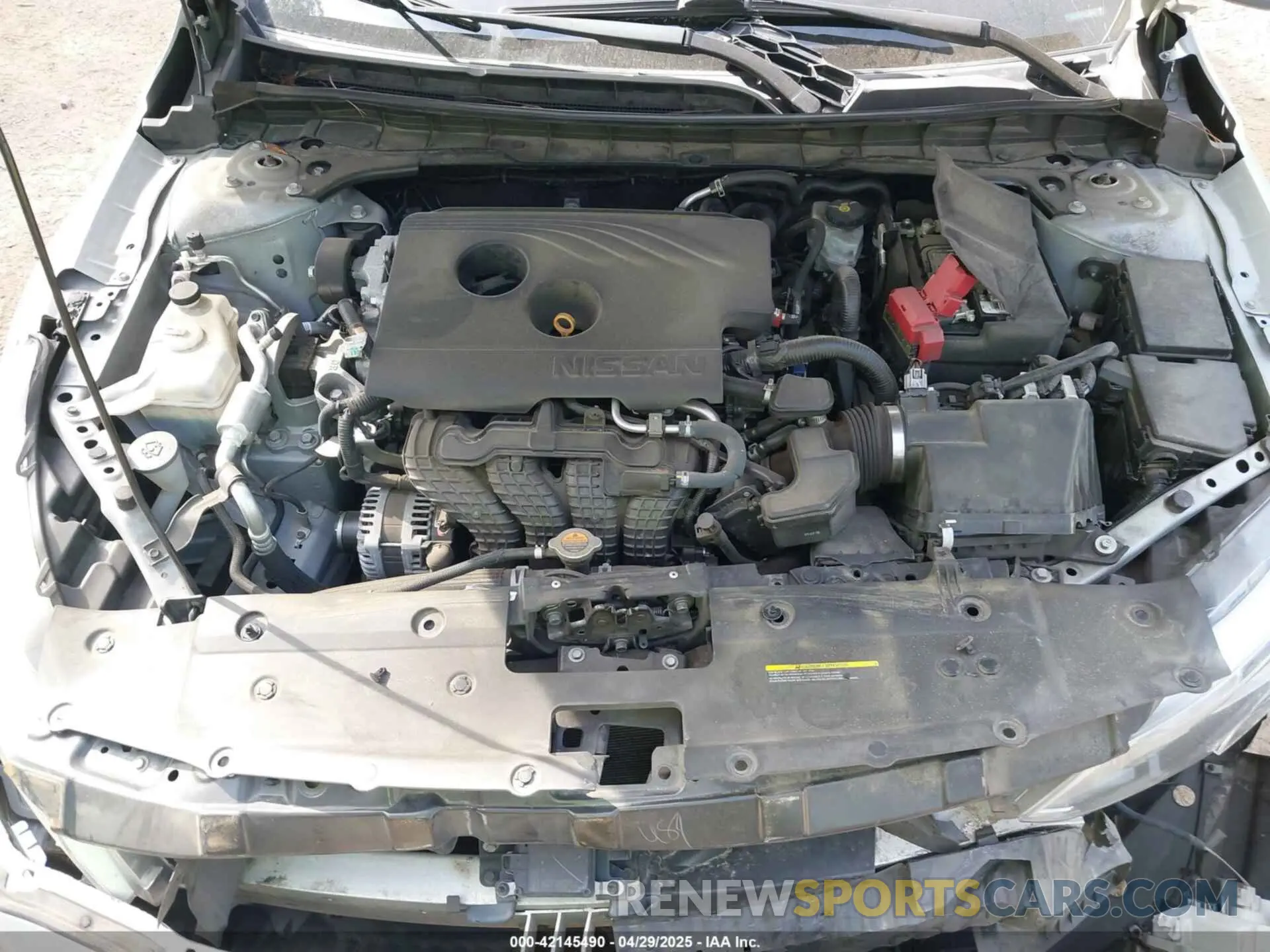 10 Photograph of a damaged car 1N4BL4EV7KC246563 NISSAN ALTIMA 2019