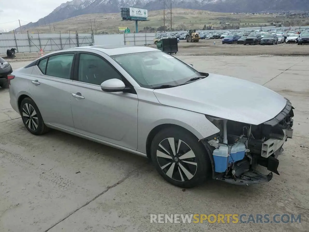4 Photograph of a damaged car 1N4BL4EV7KC258714 NISSAN ALTIMA 2019