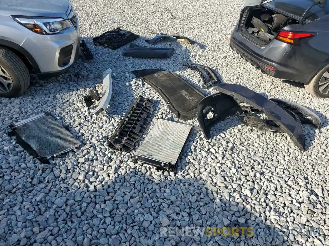 12 Photograph of a damaged car 1N4BL4EV8KC166138 NISSAN ALTIMA 2019
