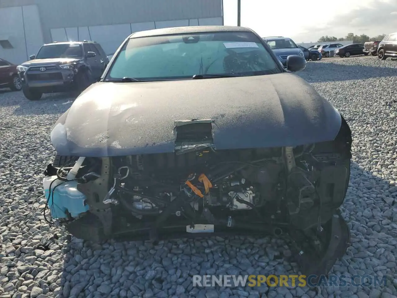 5 Photograph of a damaged car 1N4BL4EV8KC166138 NISSAN ALTIMA 2019
