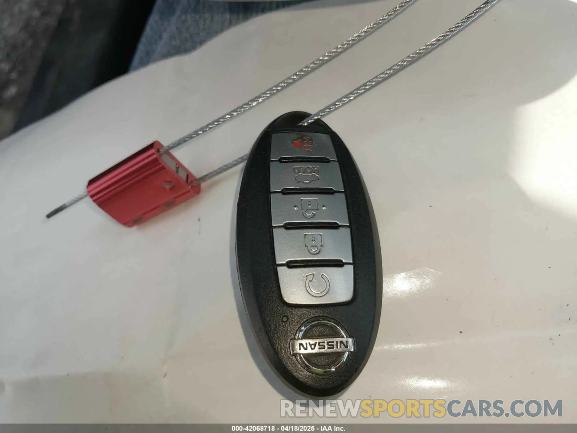 11 Photograph of a damaged car 1N4BL4EV8KC169928 NISSAN ALTIMA 2019