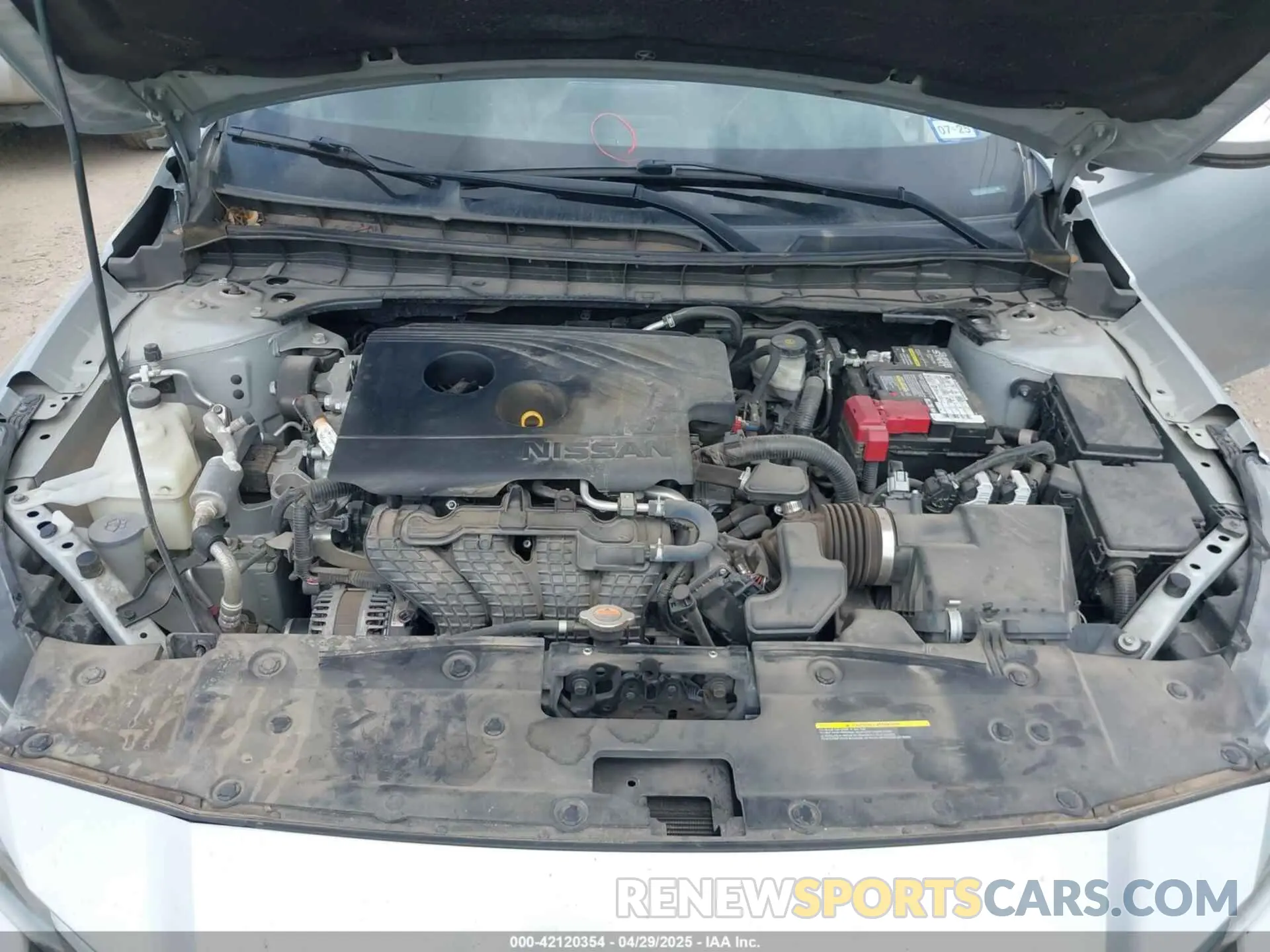 10 Photograph of a damaged car 1N4BL4EV8KC189905 NISSAN ALTIMA 2019