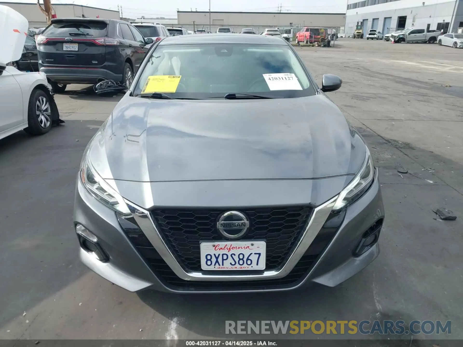 13 Photograph of a damaged car 1N4BL4EV8KC200773 NISSAN ALTIMA 2019