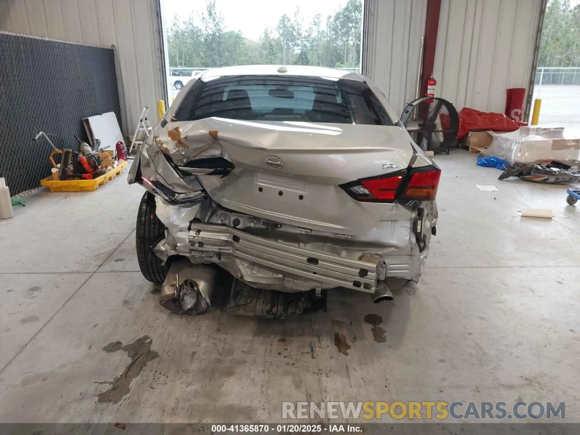 6 Photograph of a damaged car 1N4BL4EV8KC216553 NISSAN ALTIMA 2019