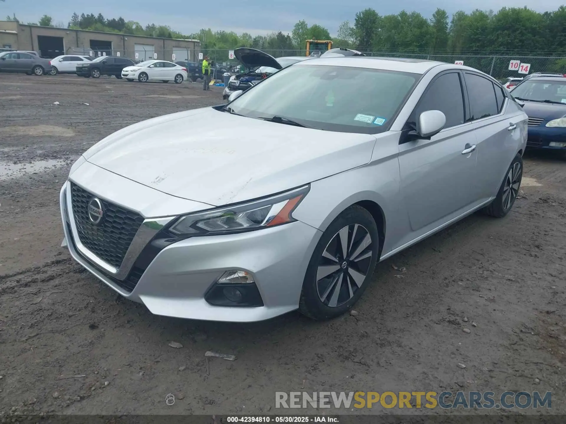 2 Photograph of a damaged car 1N4BL4EV8KC218304 NISSAN ALTIMA 2019