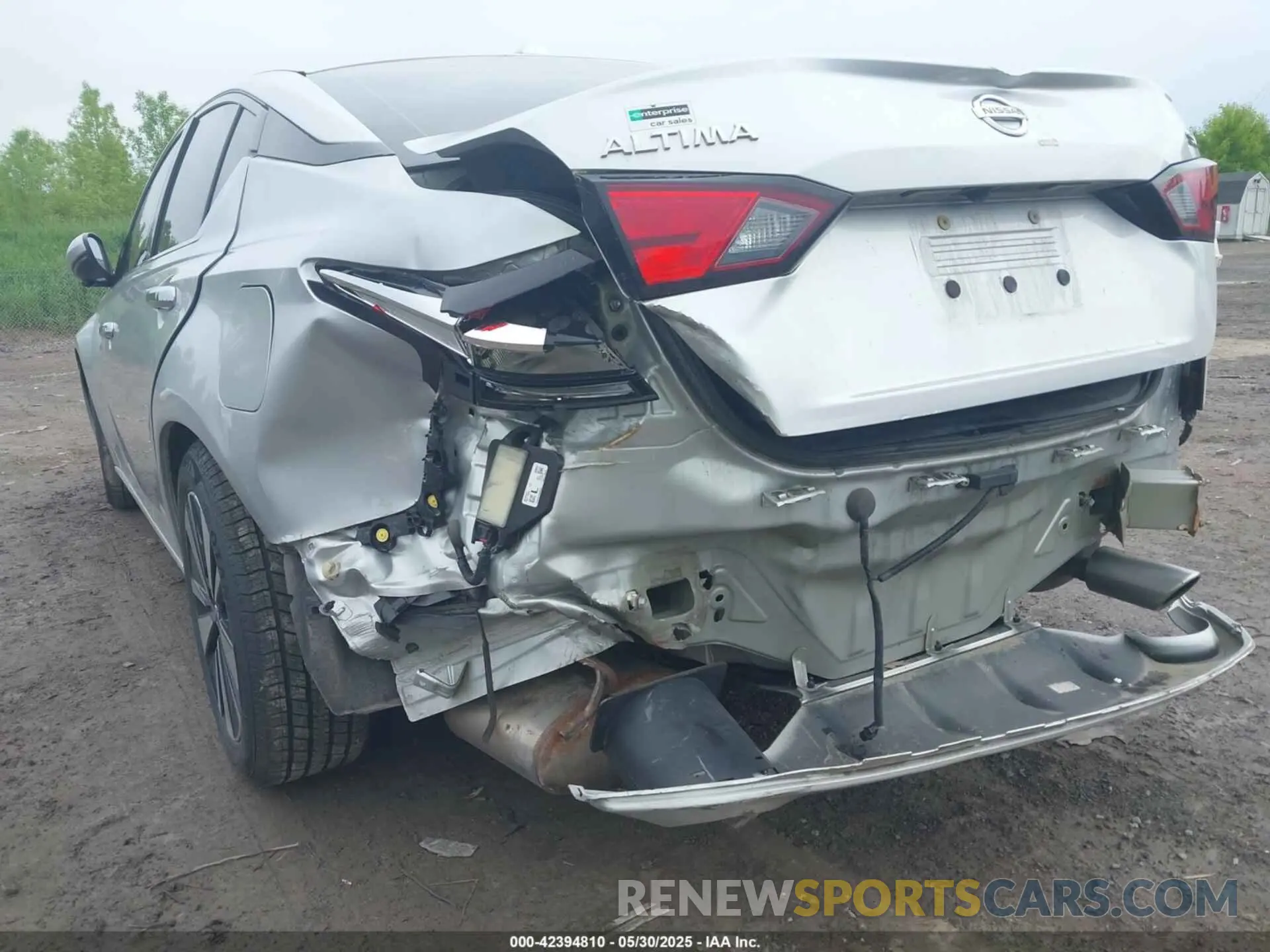 6 Photograph of a damaged car 1N4BL4EV8KC218304 NISSAN ALTIMA 2019