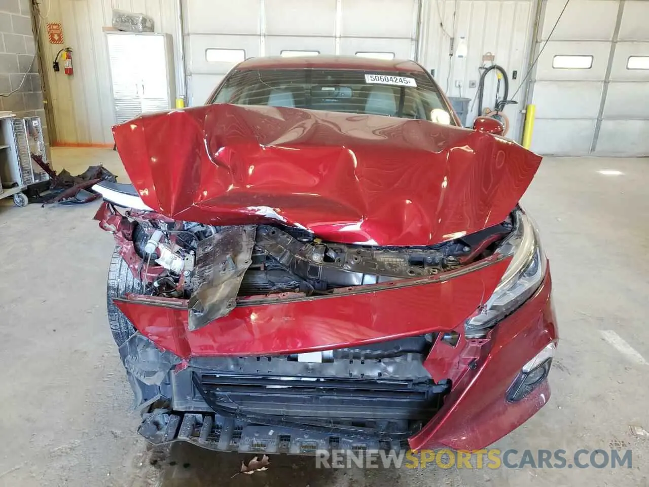 5 Photograph of a damaged car 1N4BL4EV8KC234762 NISSAN ALTIMA 2019