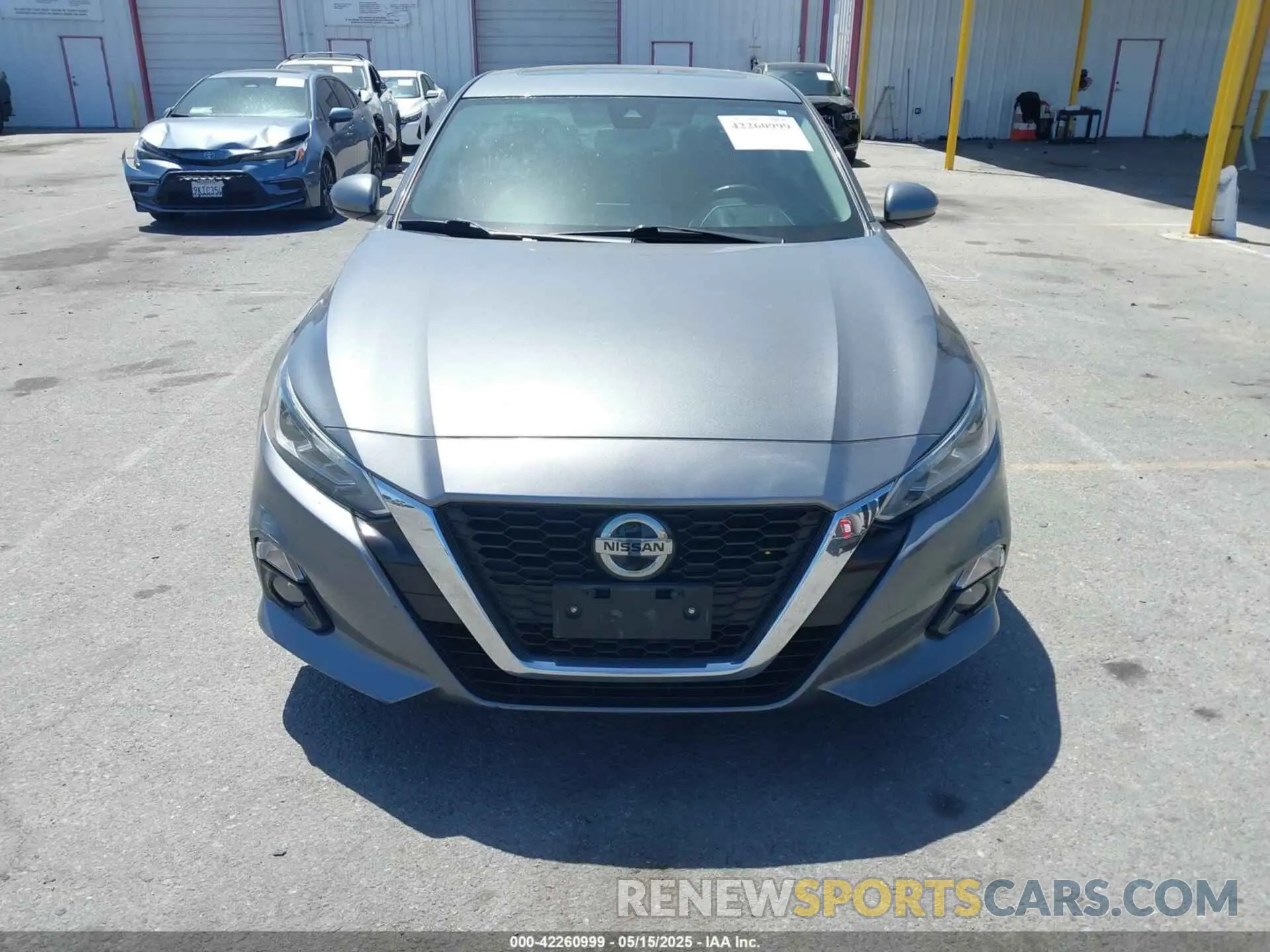 11 Photograph of a damaged car 1N4BL4EV8KC259841 NISSAN ALTIMA 2019