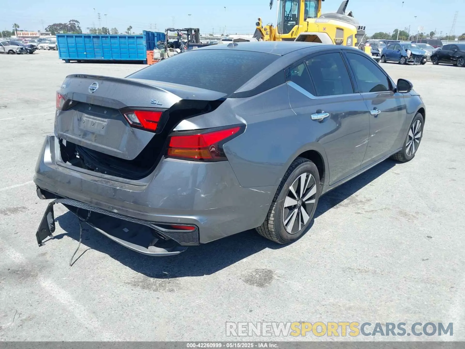 4 Photograph of a damaged car 1N4BL4EV8KC259841 NISSAN ALTIMA 2019