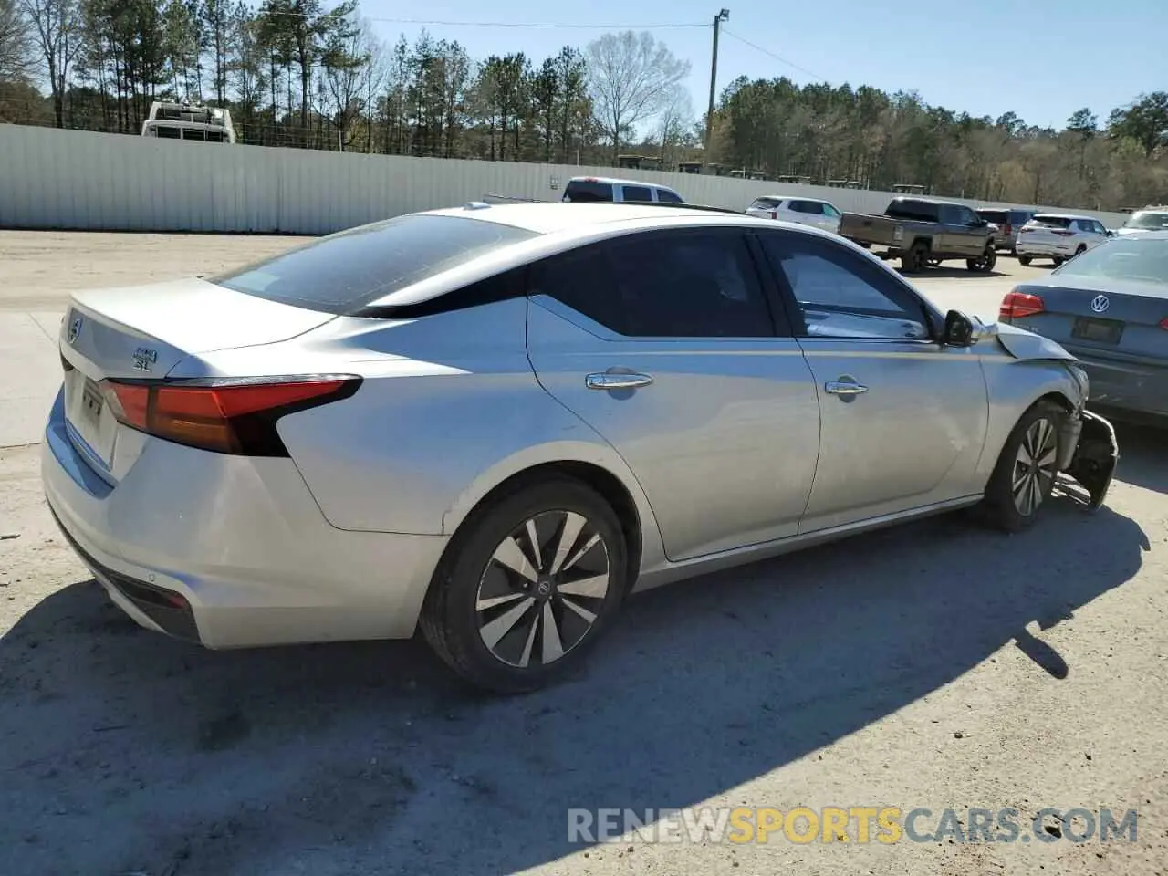 3 Photograph of a damaged car 1N4BL4EV9KC162549 NISSAN ALTIMA 2019
