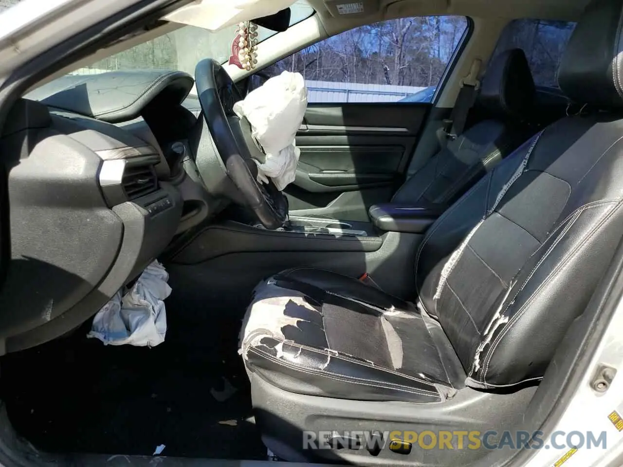 7 Photograph of a damaged car 1N4BL4EV9KC162549 NISSAN ALTIMA 2019