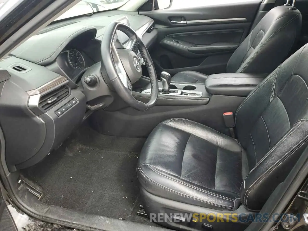 7 Photograph of a damaged car 1N4BL4EV9KC258116 NISSAN ALTIMA 2019