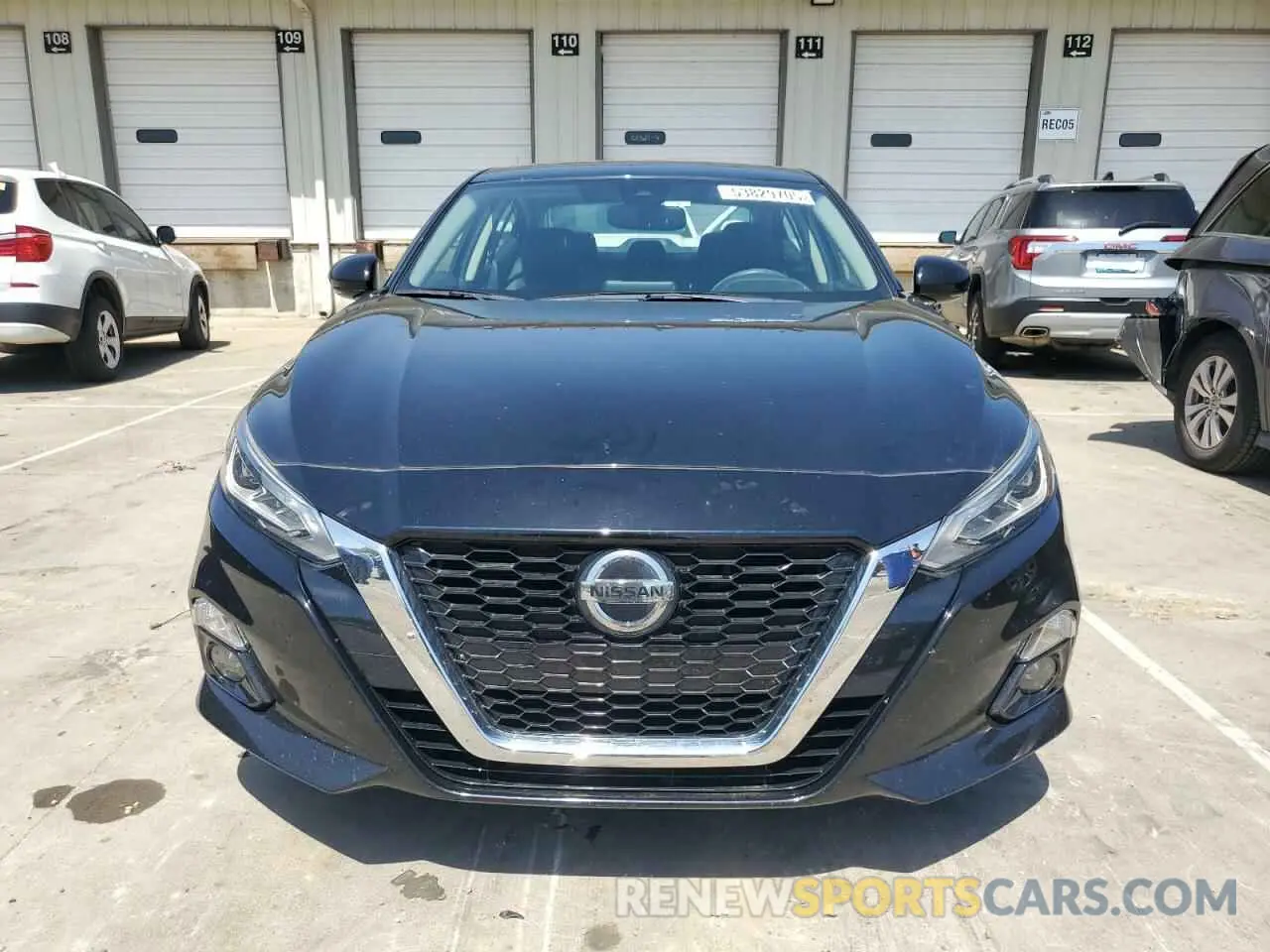 5 Photograph of a damaged car 1N4BL4EV9KC259430 NISSAN ALTIMA 2019