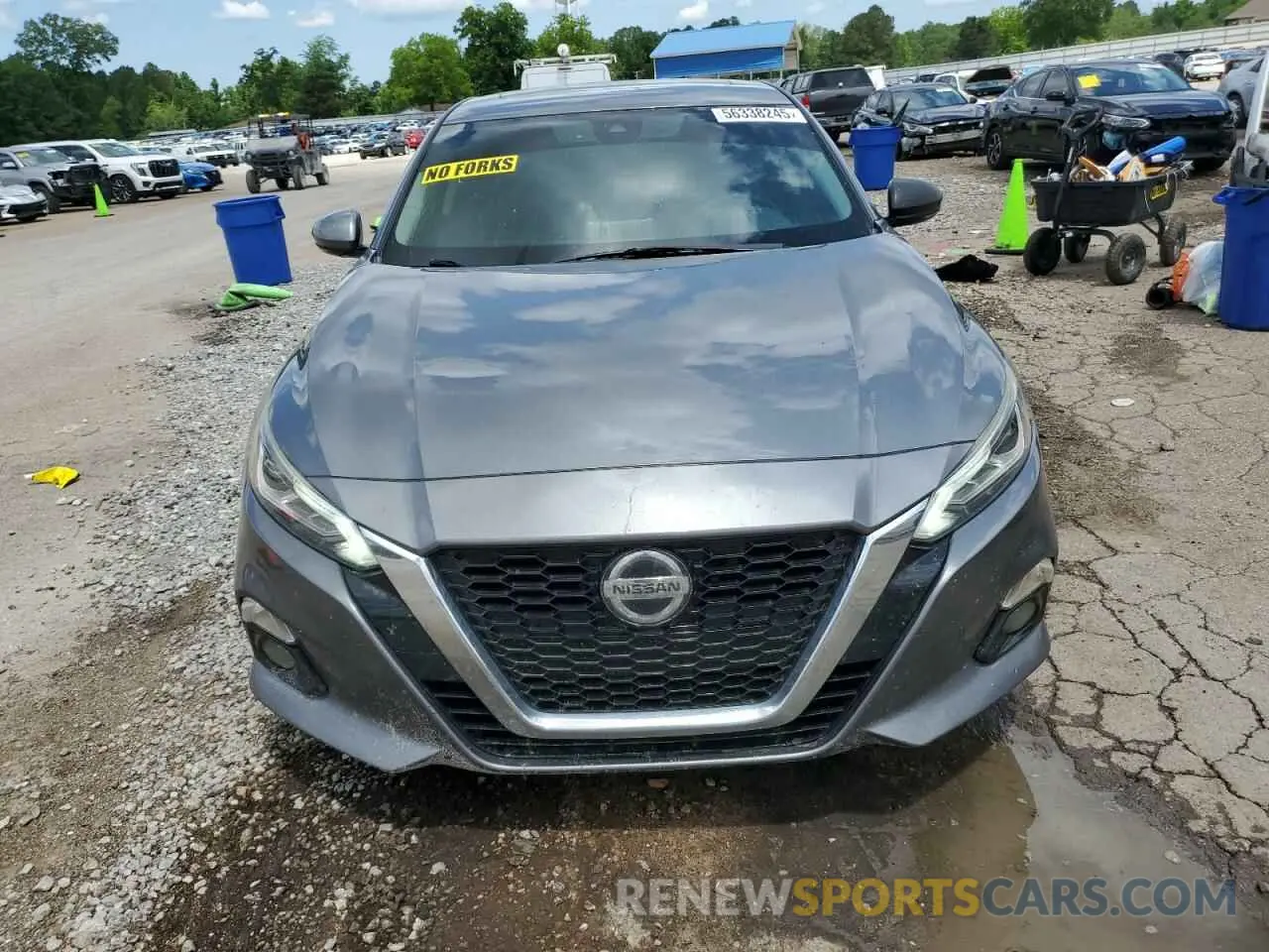 5 Photograph of a damaged car 1N4BL4EVXKC147395 NISSAN ALTIMA 2019