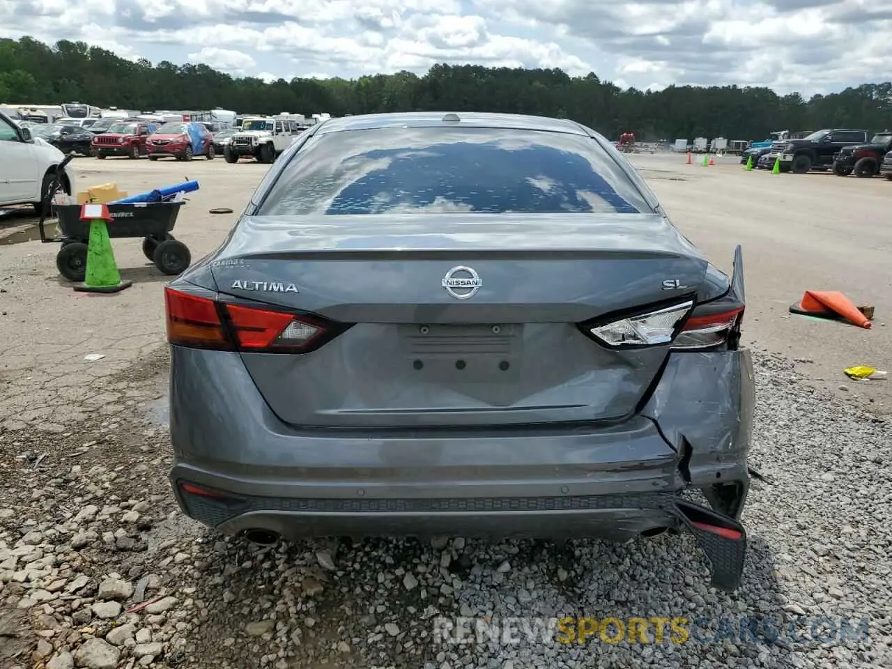 6 Photograph of a damaged car 1N4BL4EVXKC147395 NISSAN ALTIMA 2019