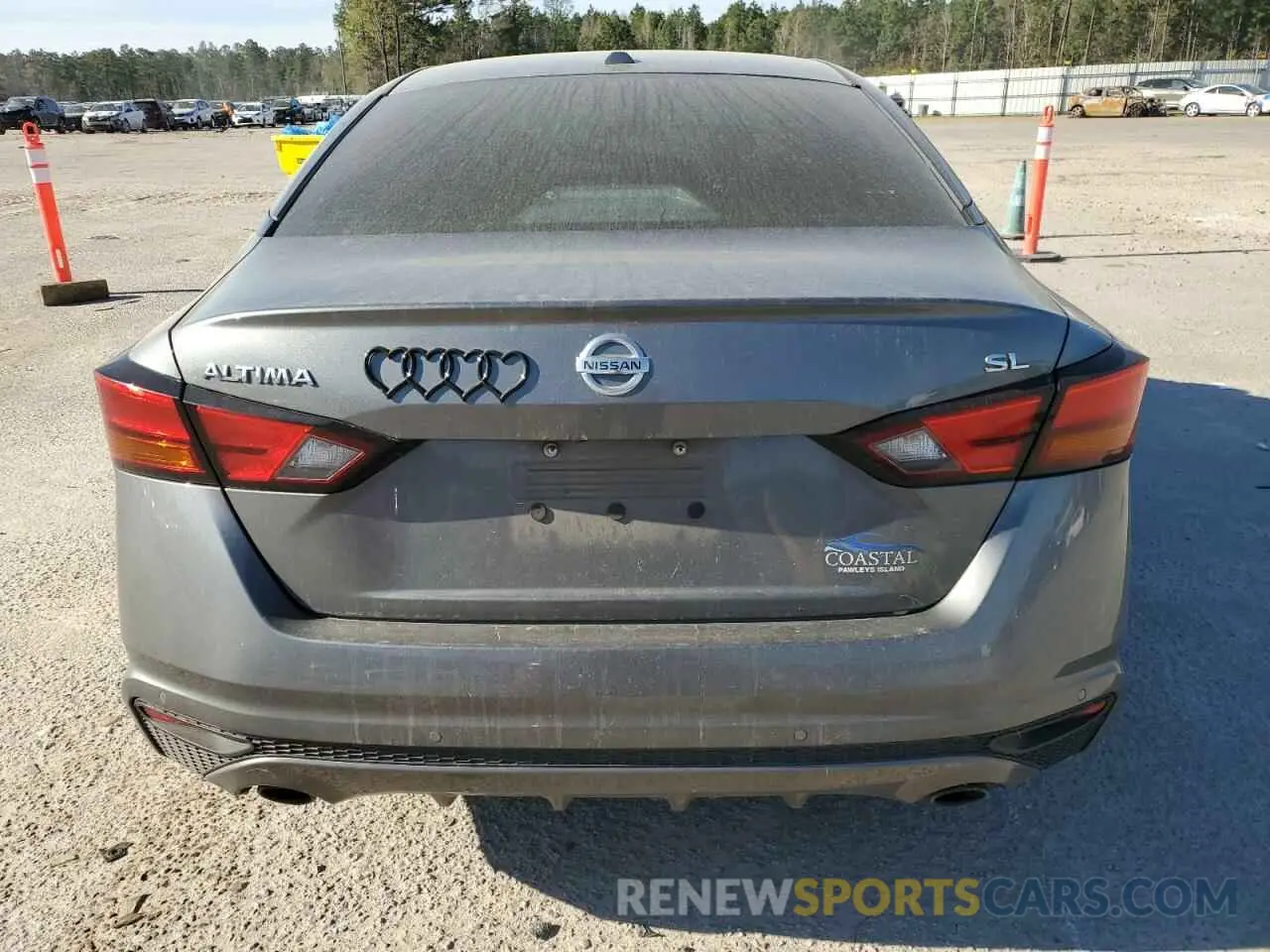 6 Photograph of a damaged car 1N4BL4EVXKC158249 NISSAN ALTIMA 2019