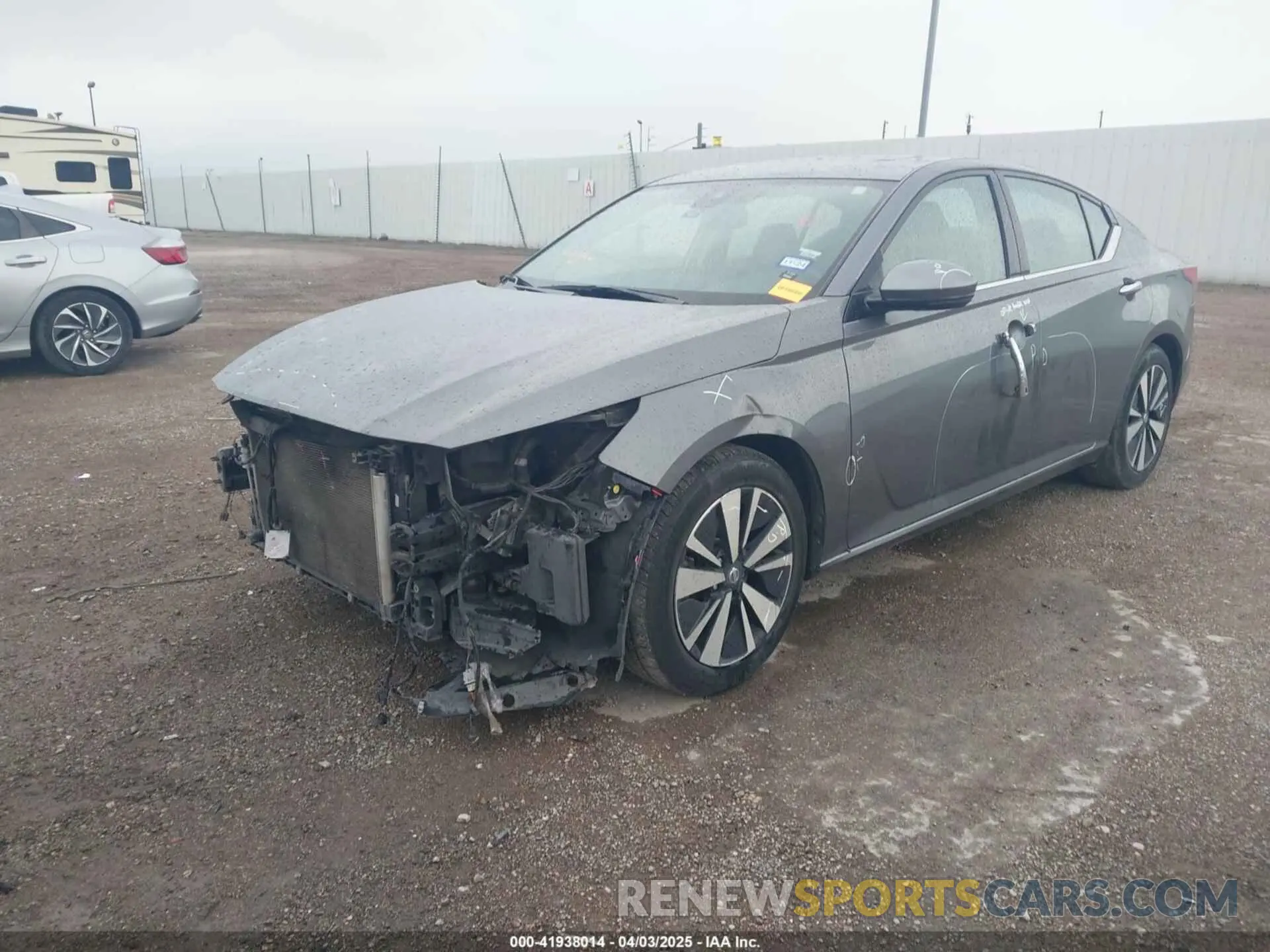 2 Photograph of a damaged car 1N4BL4EVXKC176718 NISSAN ALTIMA 2019