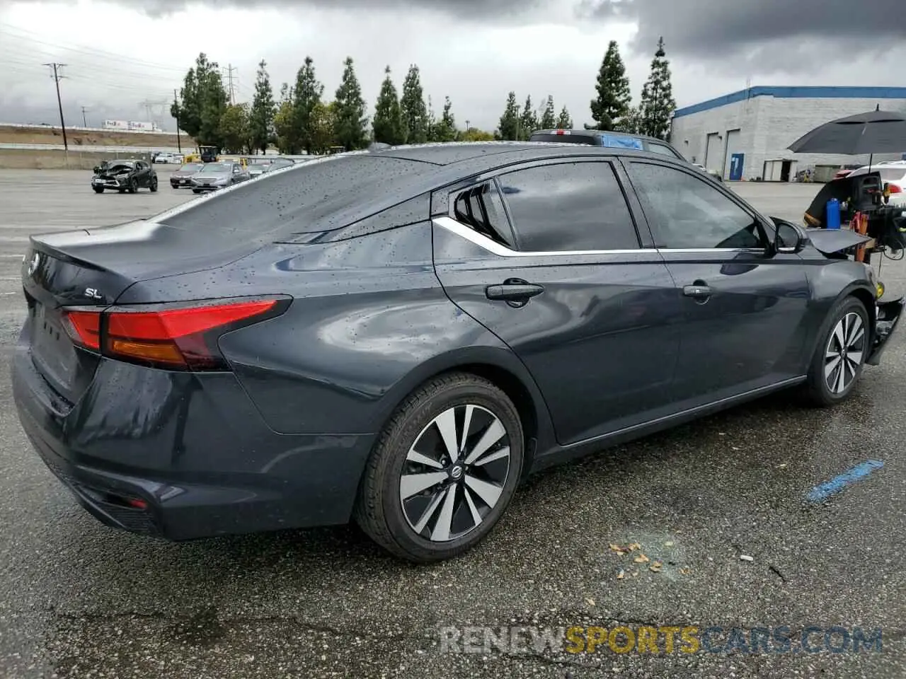 3 Photograph of a damaged car 1N4BL4EVXKC246167 NISSAN ALTIMA 2019