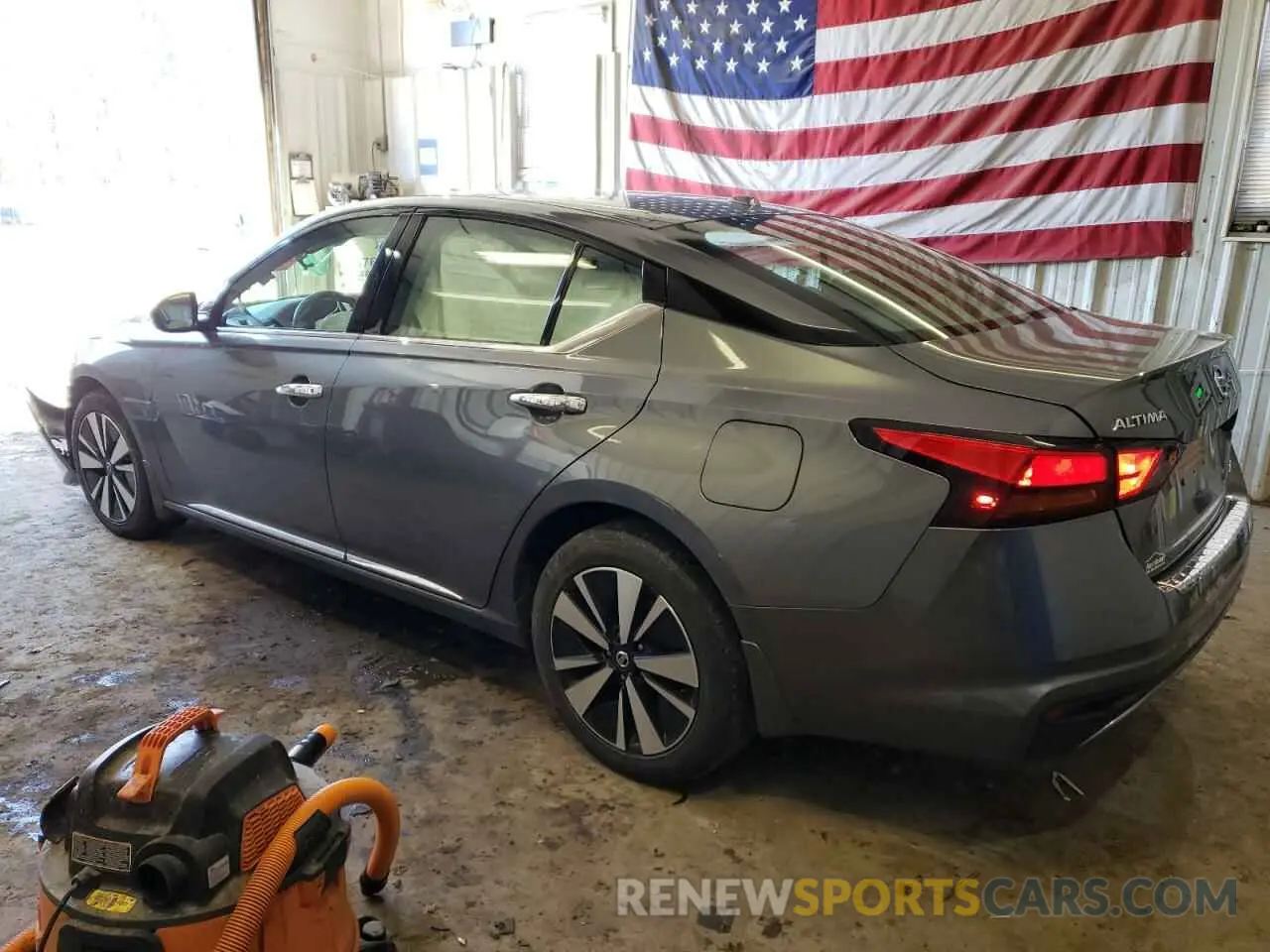 2 Photograph of a damaged car 1N4BL4EW0KC134521 NISSAN ALTIMA 2019
