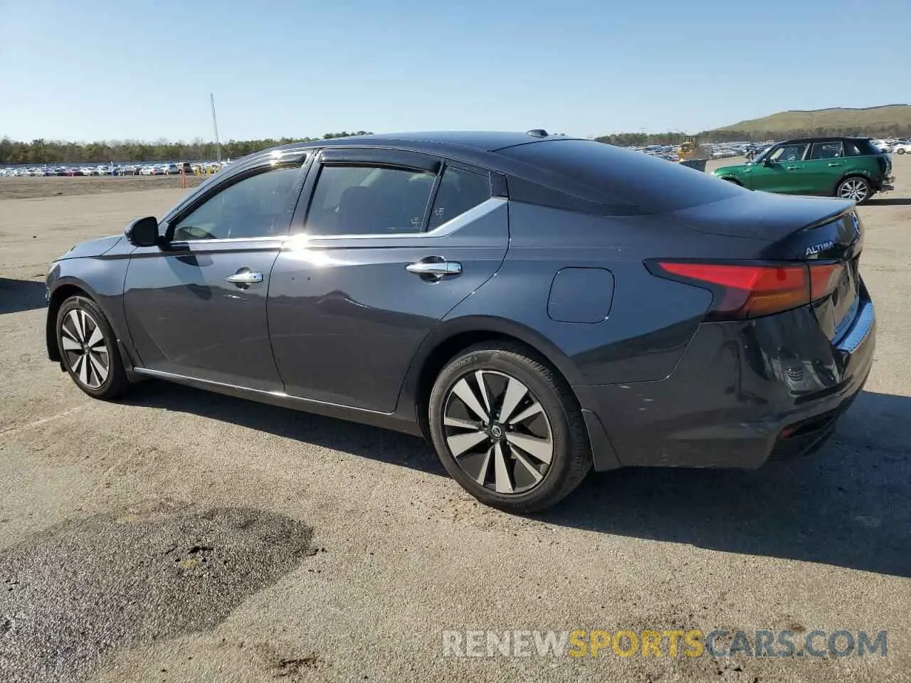 2 Photograph of a damaged car 1N4BL4EW0KC190118 NISSAN ALTIMA 2019