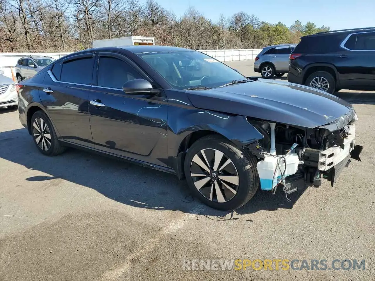 4 Photograph of a damaged car 1N4BL4EW0KC190118 NISSAN ALTIMA 2019