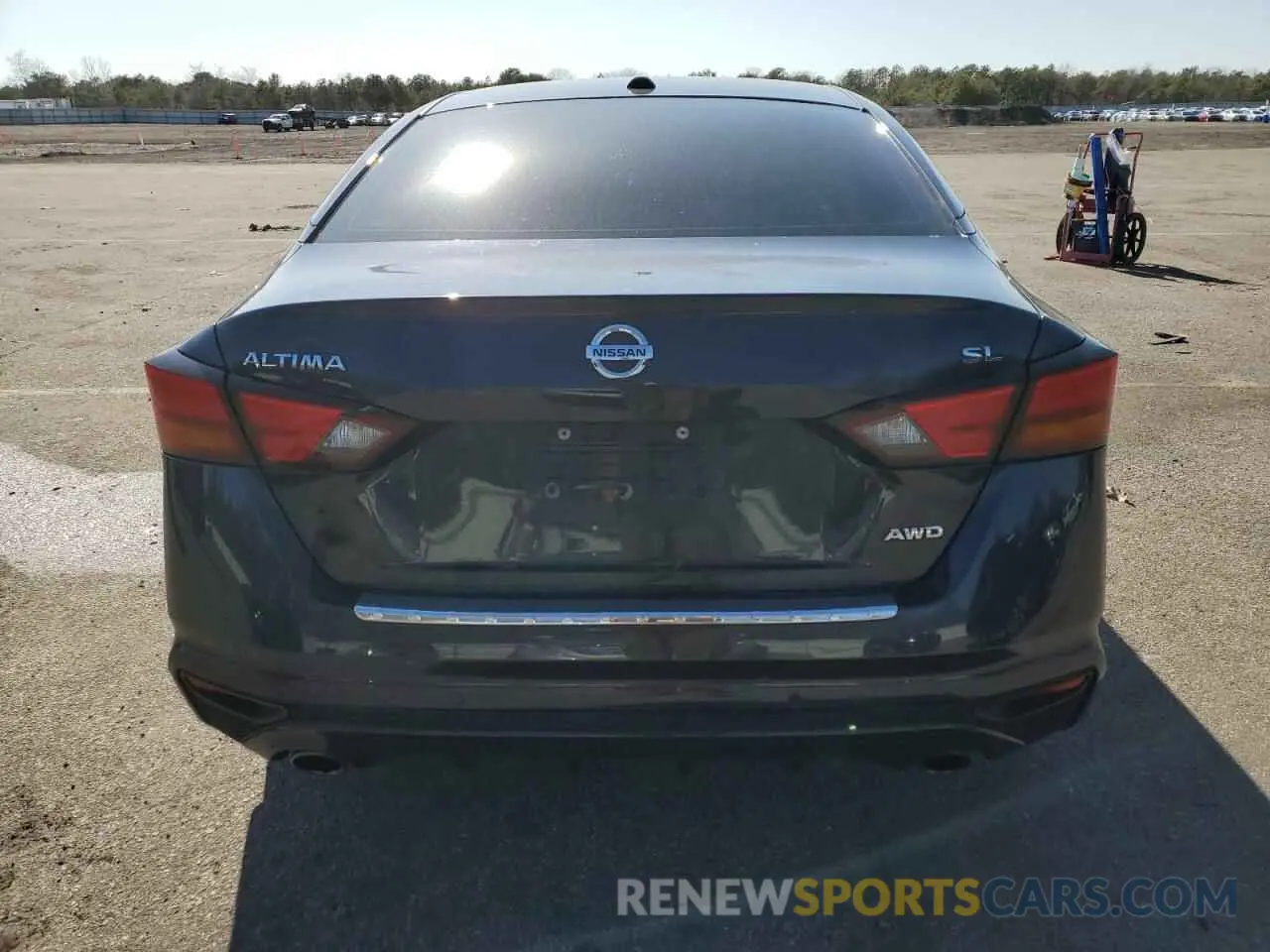 6 Photograph of a damaged car 1N4BL4EW0KC190118 NISSAN ALTIMA 2019