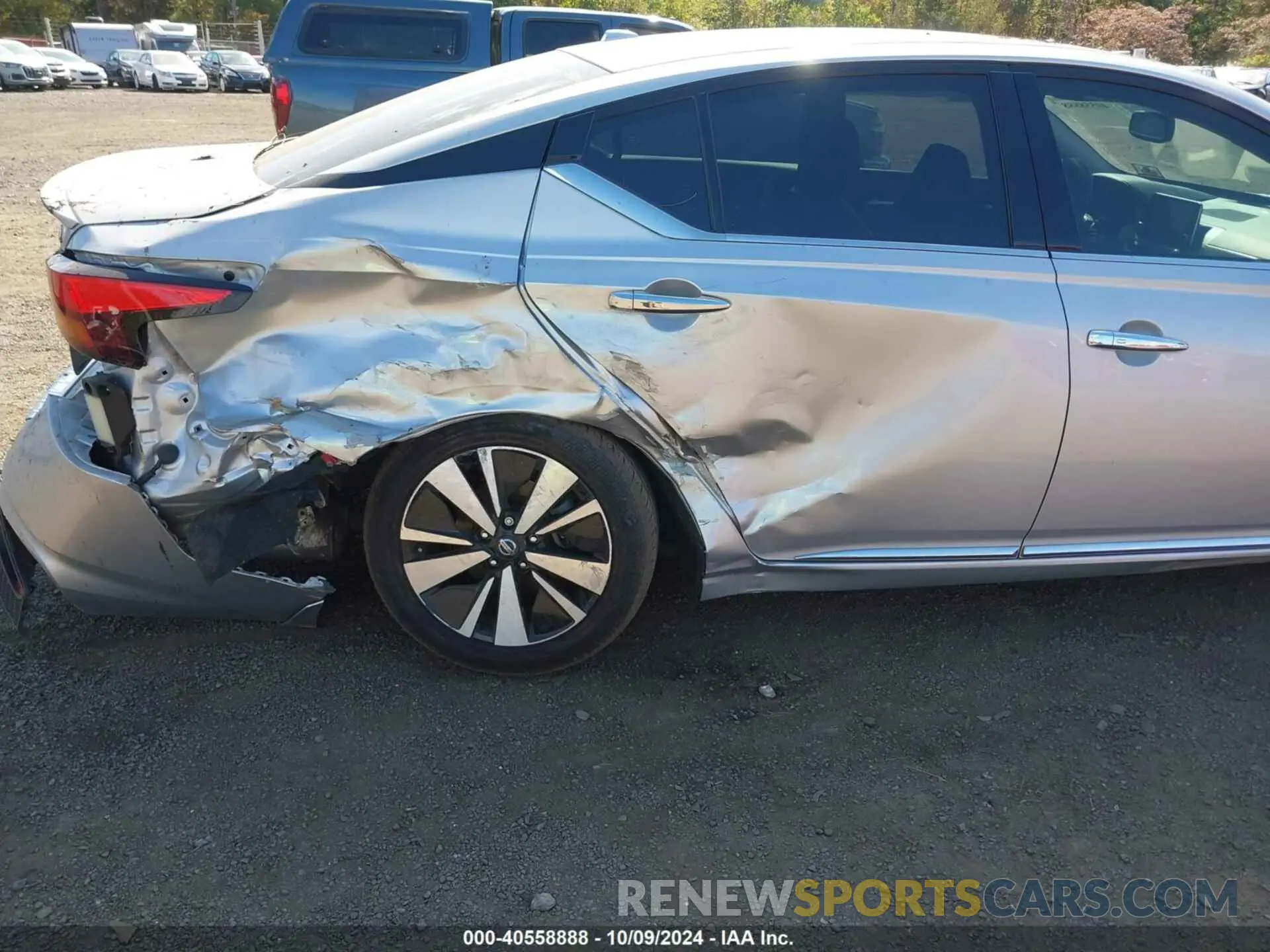 6 Photograph of a damaged car 1N4BL4EW1KC138920 NISSAN ALTIMA 2019