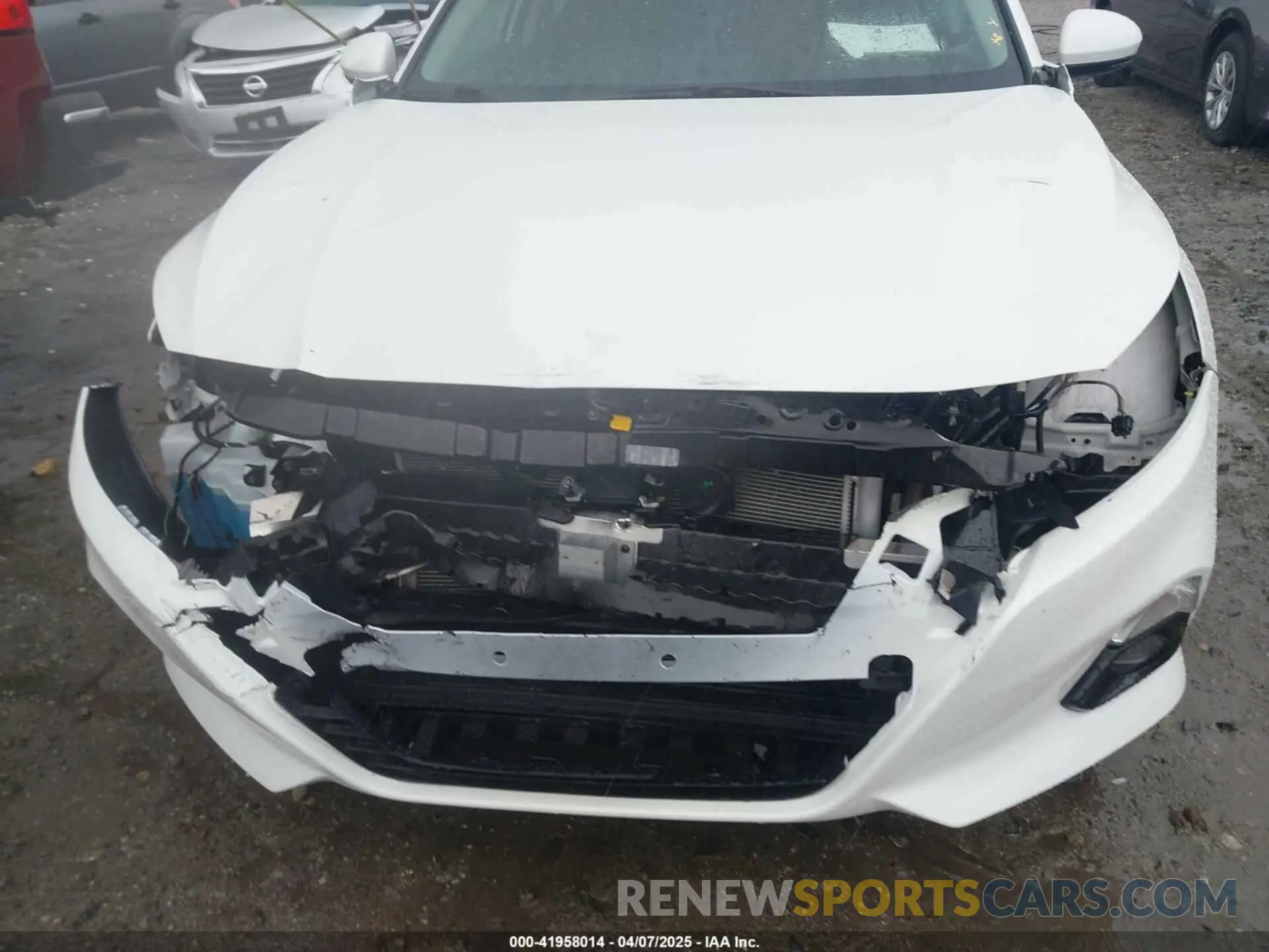 6 Photograph of a damaged car 1N4BL4EW3KN312958 NISSAN ALTIMA 2019