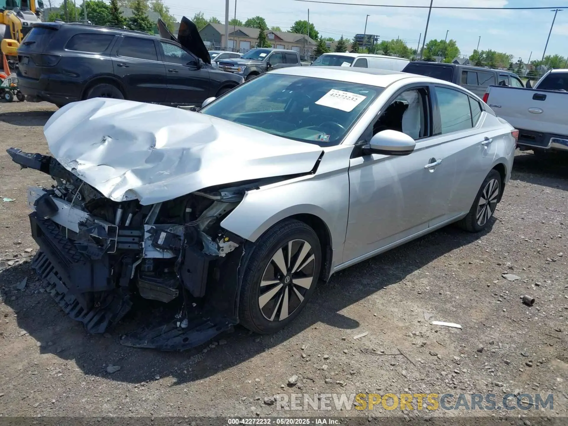 2 Photograph of a damaged car 1N4BL4EW5KC172679 NISSAN ALTIMA 2019