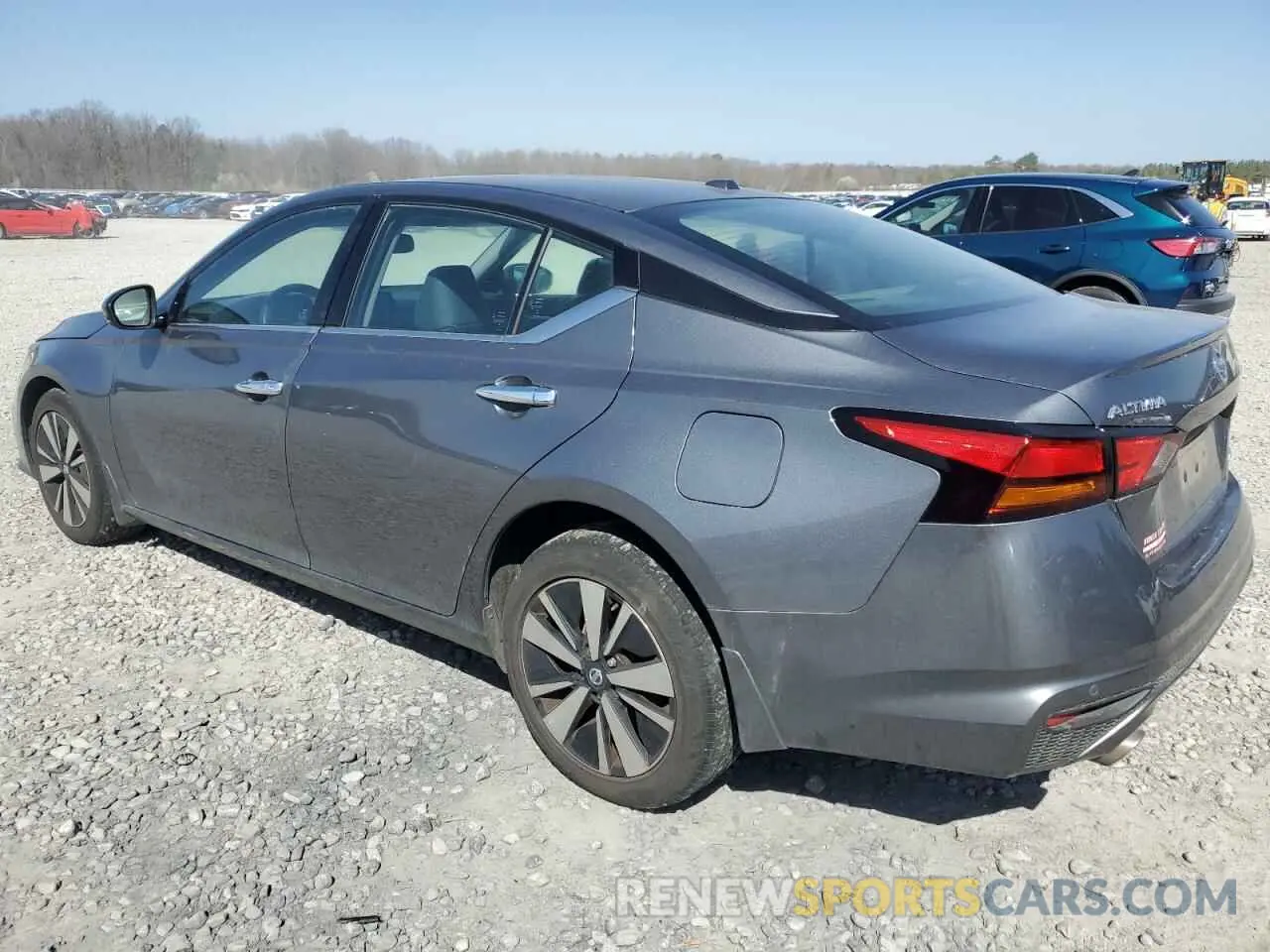 2 Photograph of a damaged car 1N4BL4EW7KC184302 NISSAN ALTIMA 2019