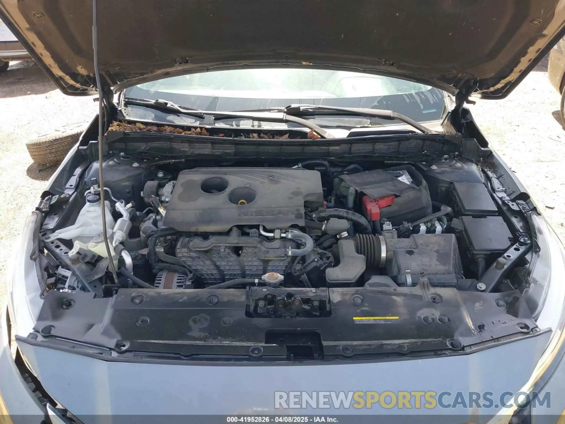 10 Photograph of a damaged car 1N4BL4EWXKC132775 NISSAN ALTIMA 2019