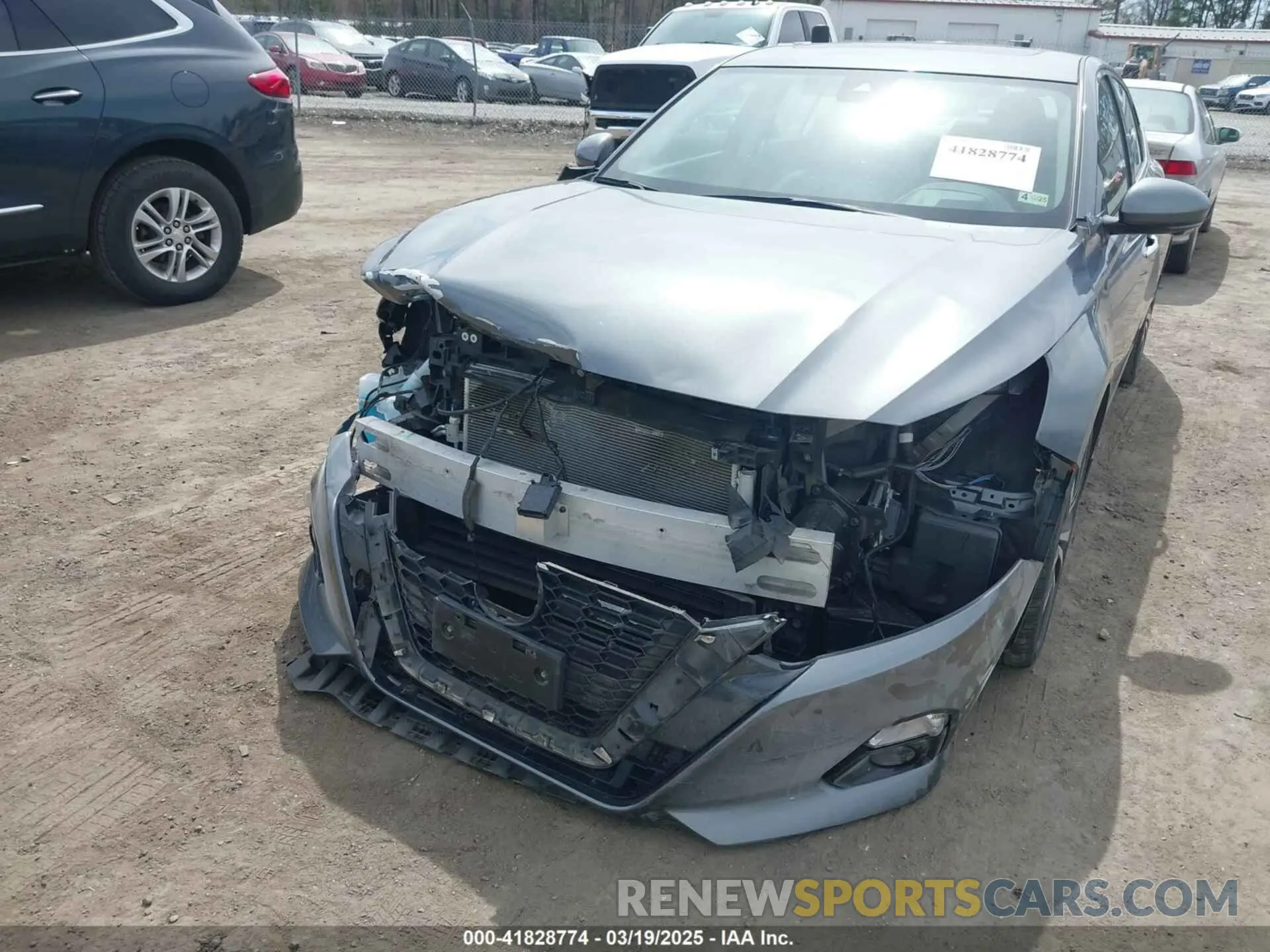 6 Photograph of a damaged car 1N4BL4FV1KC104563 NISSAN ALTIMA 2019