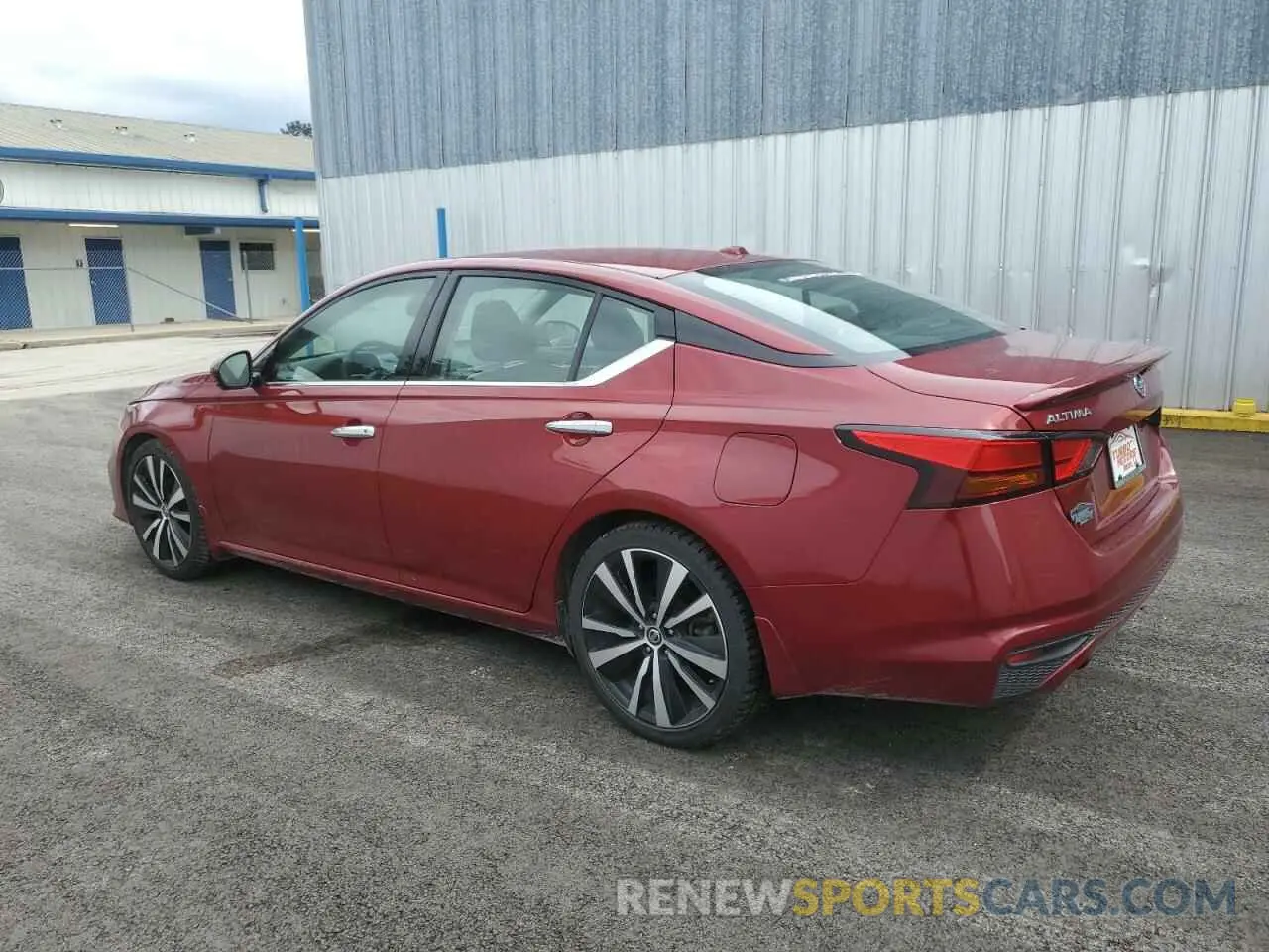 2 Photograph of a damaged car 1N4BL4FV2KC102465 NISSAN ALTIMA 2019