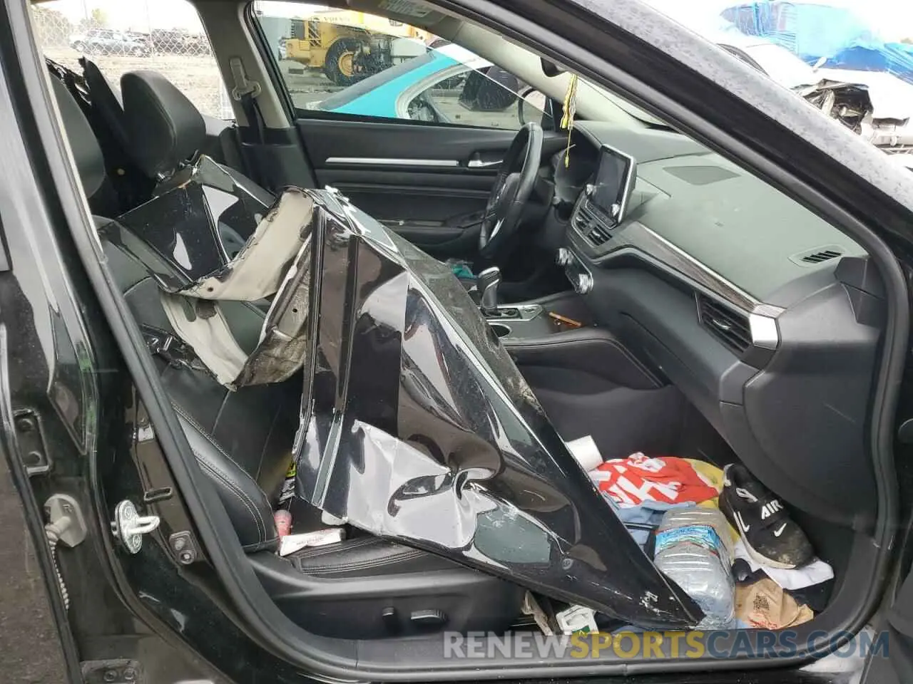 7 Photograph of a damaged car 1N4BL4FV2KC113739 NISSAN ALTIMA 2019