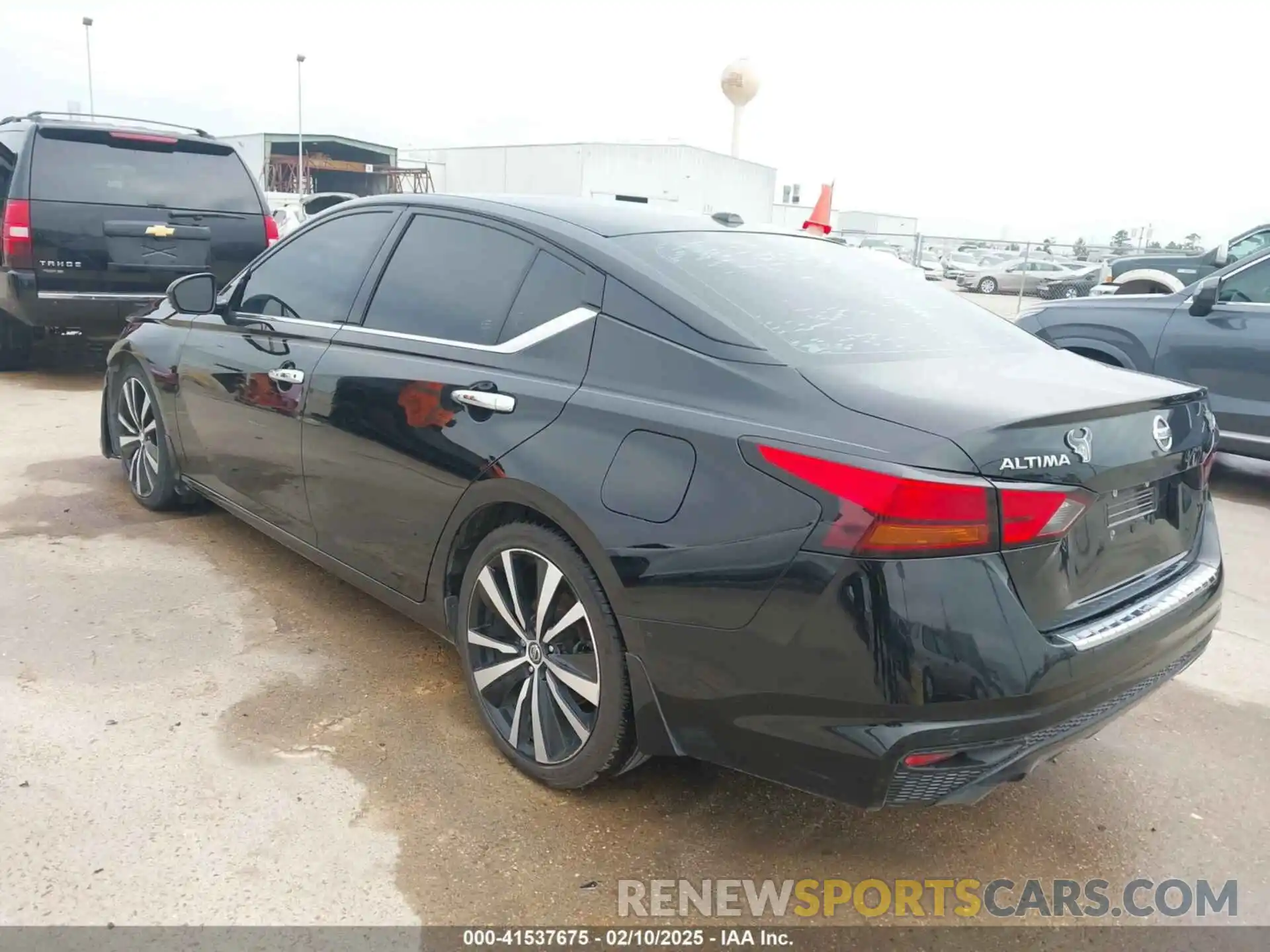 3 Photograph of a damaged car 1N4BL4FV2KC207507 NISSAN ALTIMA 2019