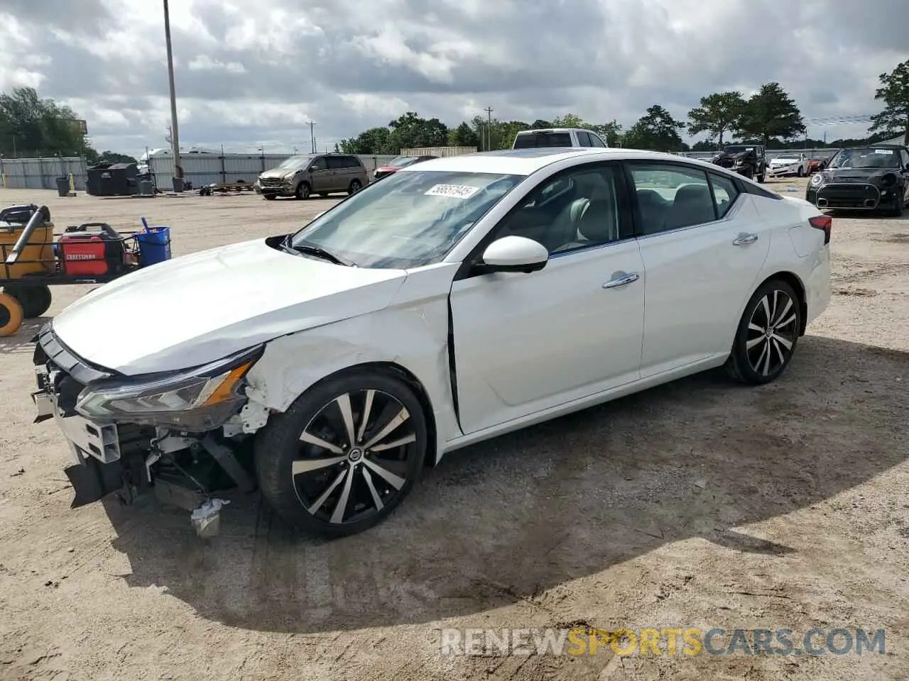 1 Photograph of a damaged car 1N4BL4FV4KC200056 NISSAN ALTIMA 2019