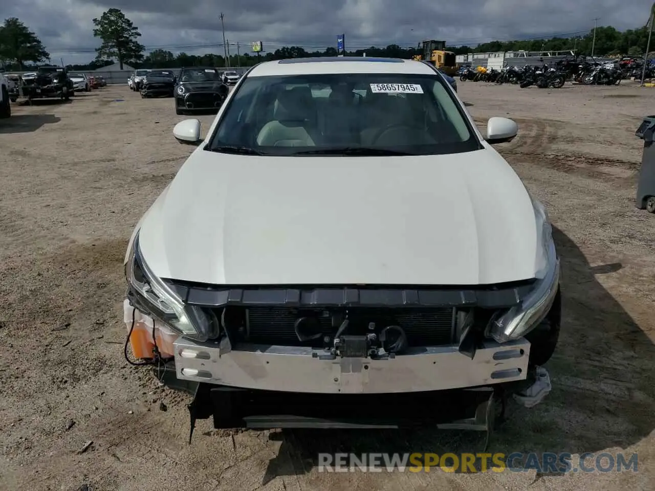 5 Photograph of a damaged car 1N4BL4FV4KC200056 NISSAN ALTIMA 2019