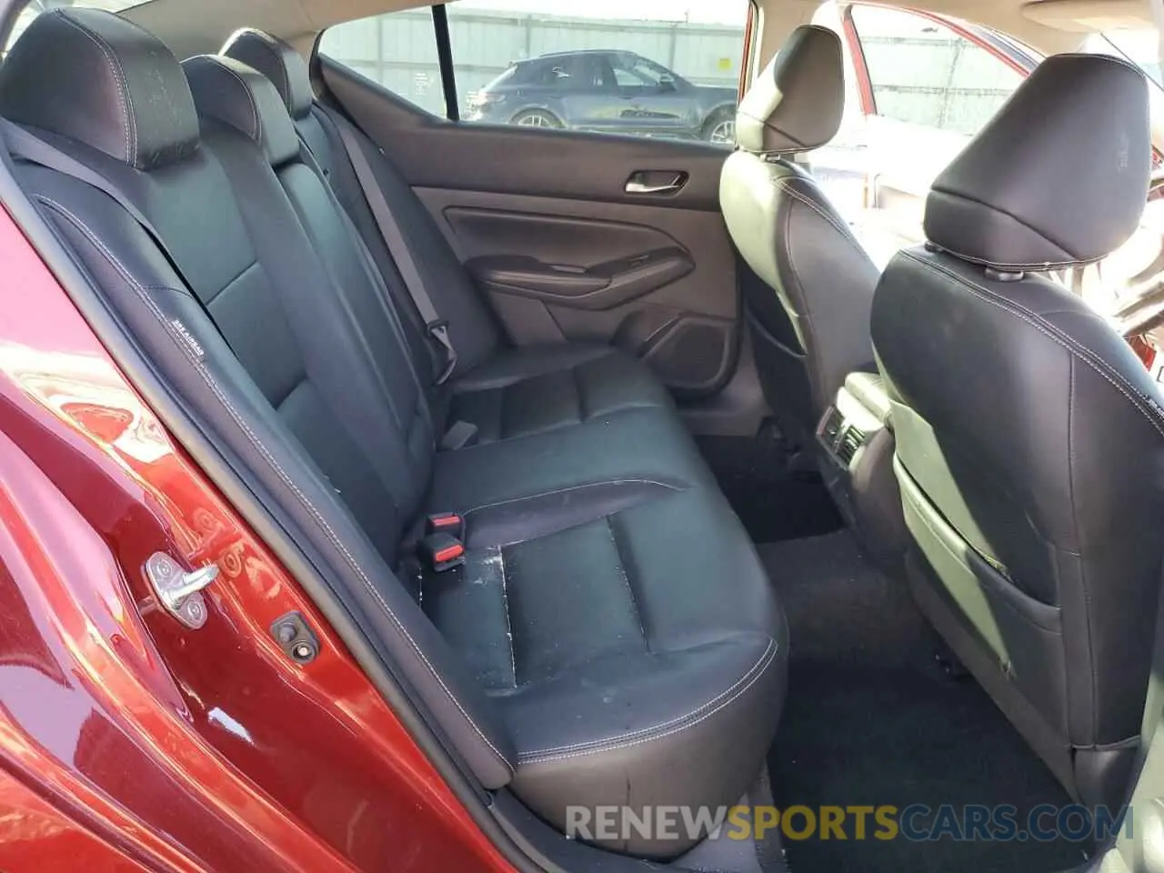 10 Photograph of a damaged car 1N4BL4FV4KN327751 NISSAN ALTIMA 2019