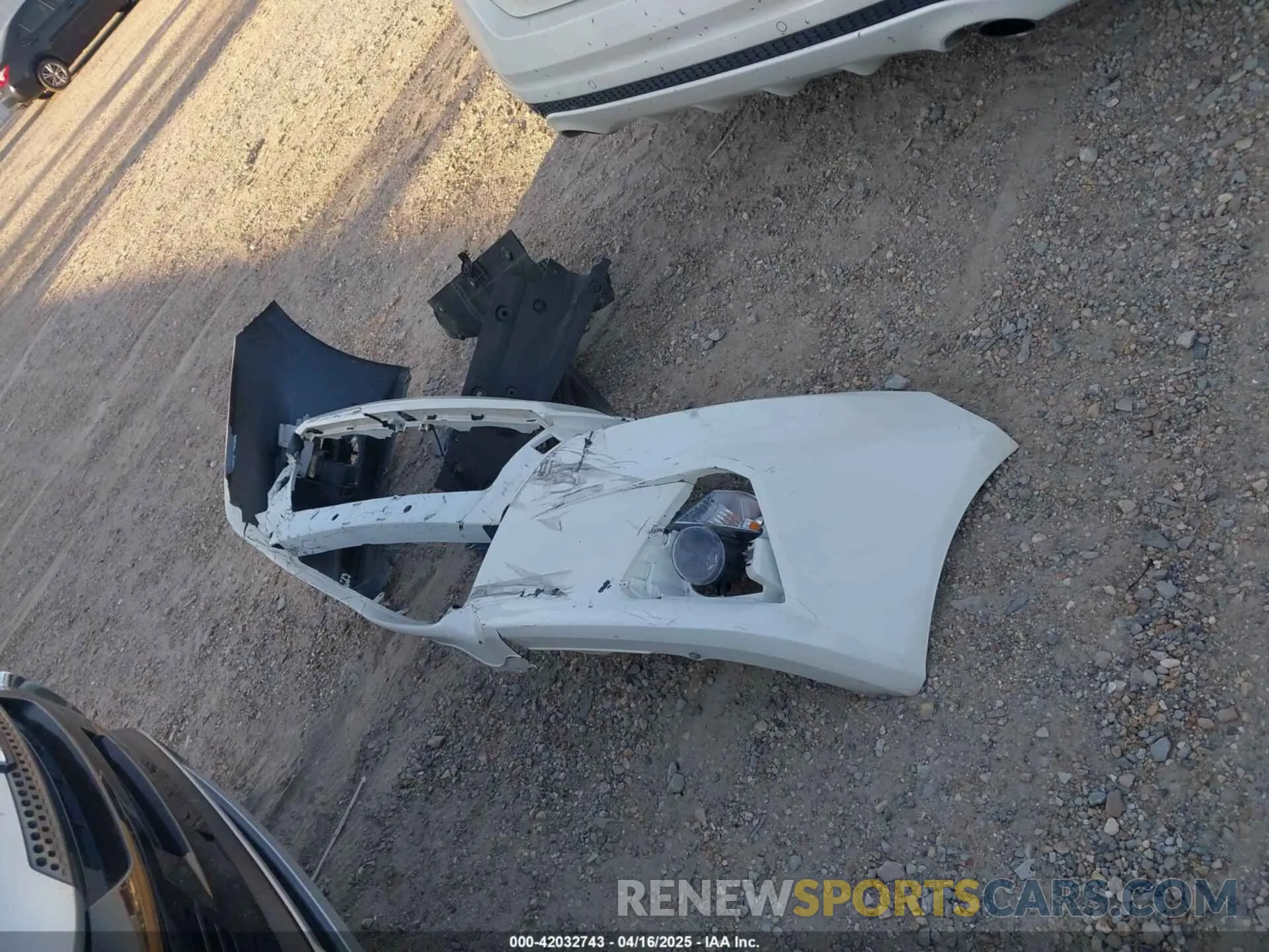 12 Photograph of a damaged car 1N4BL4FV5KC110463 NISSAN ALTIMA 2019