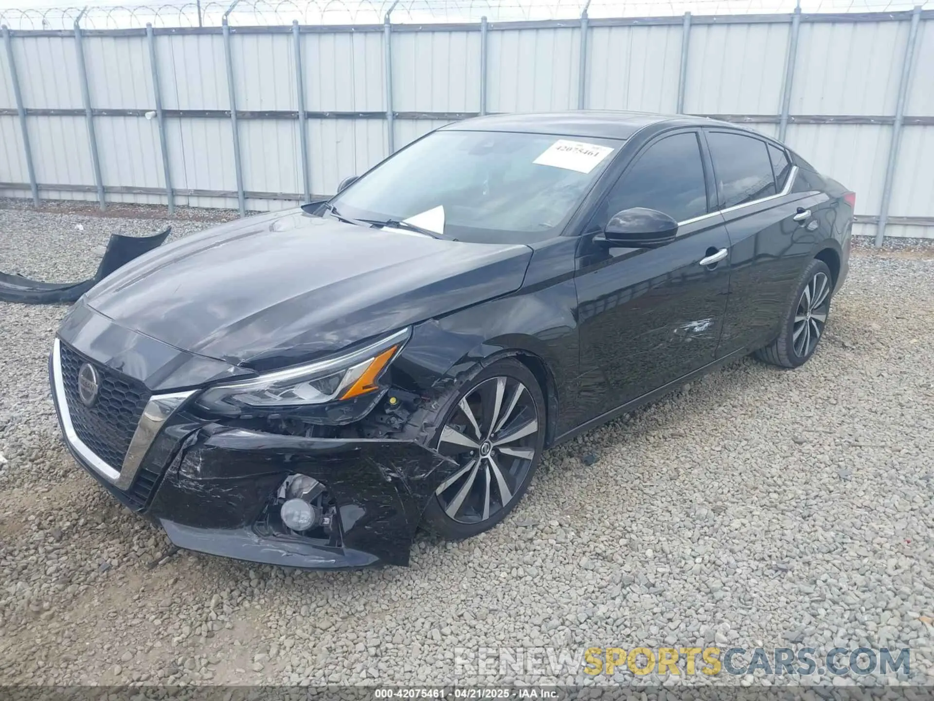 2 Photograph of a damaged car 1N4BL4FV6KC105773 NISSAN ALTIMA 2019