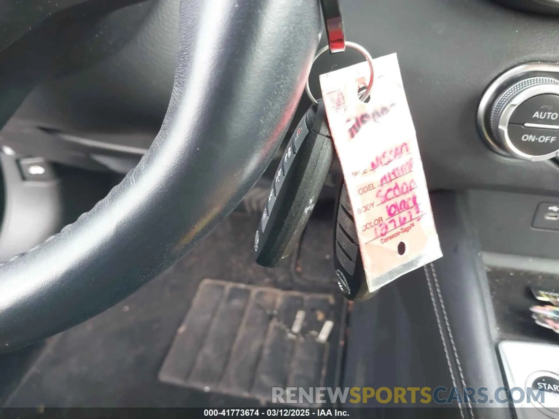 11 Photograph of a damaged car 1N4BL4FW1KC127673 NISSAN ALTIMA 2019