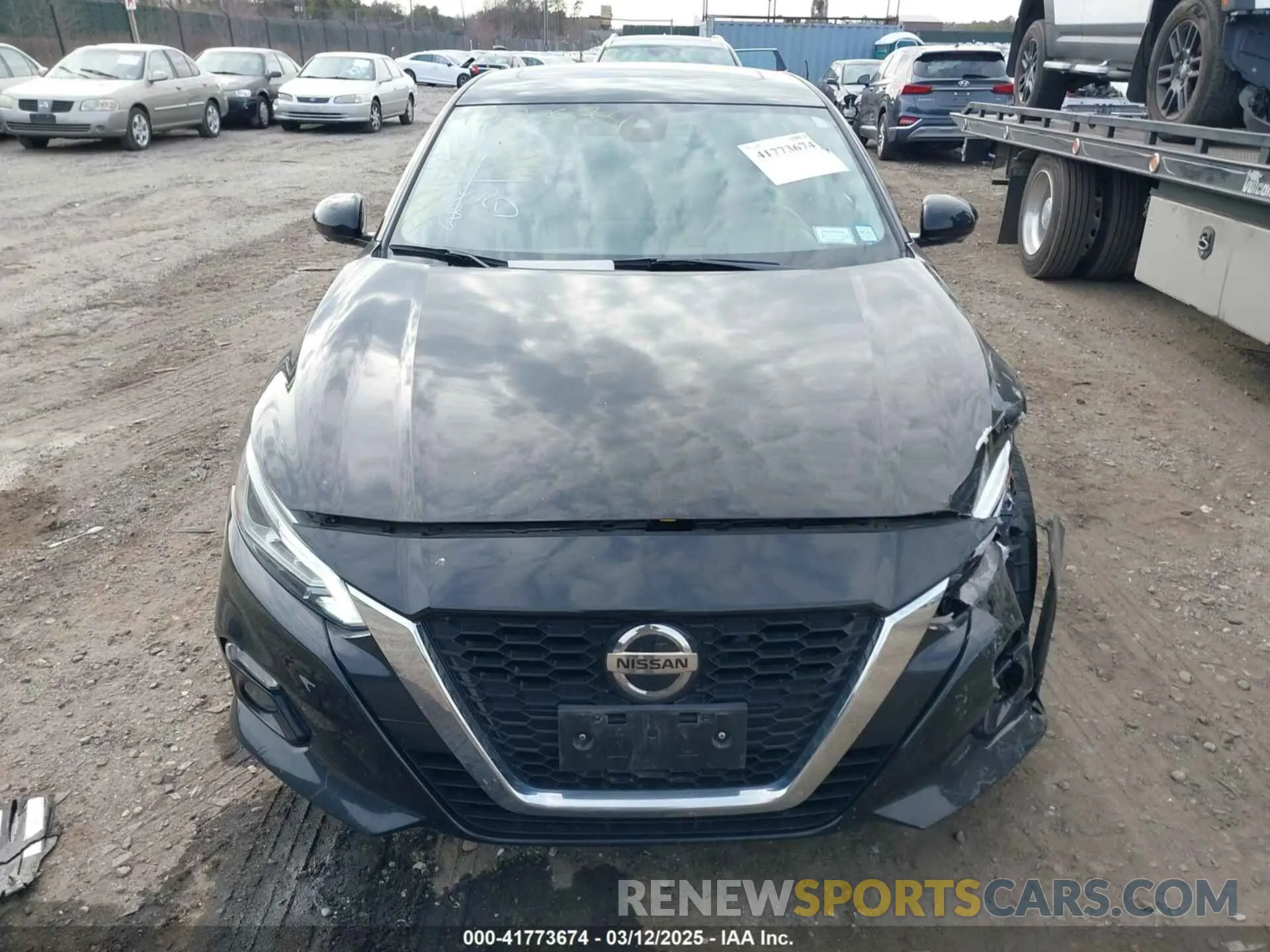 12 Photograph of a damaged car 1N4BL4FW1KC127673 NISSAN ALTIMA 2019