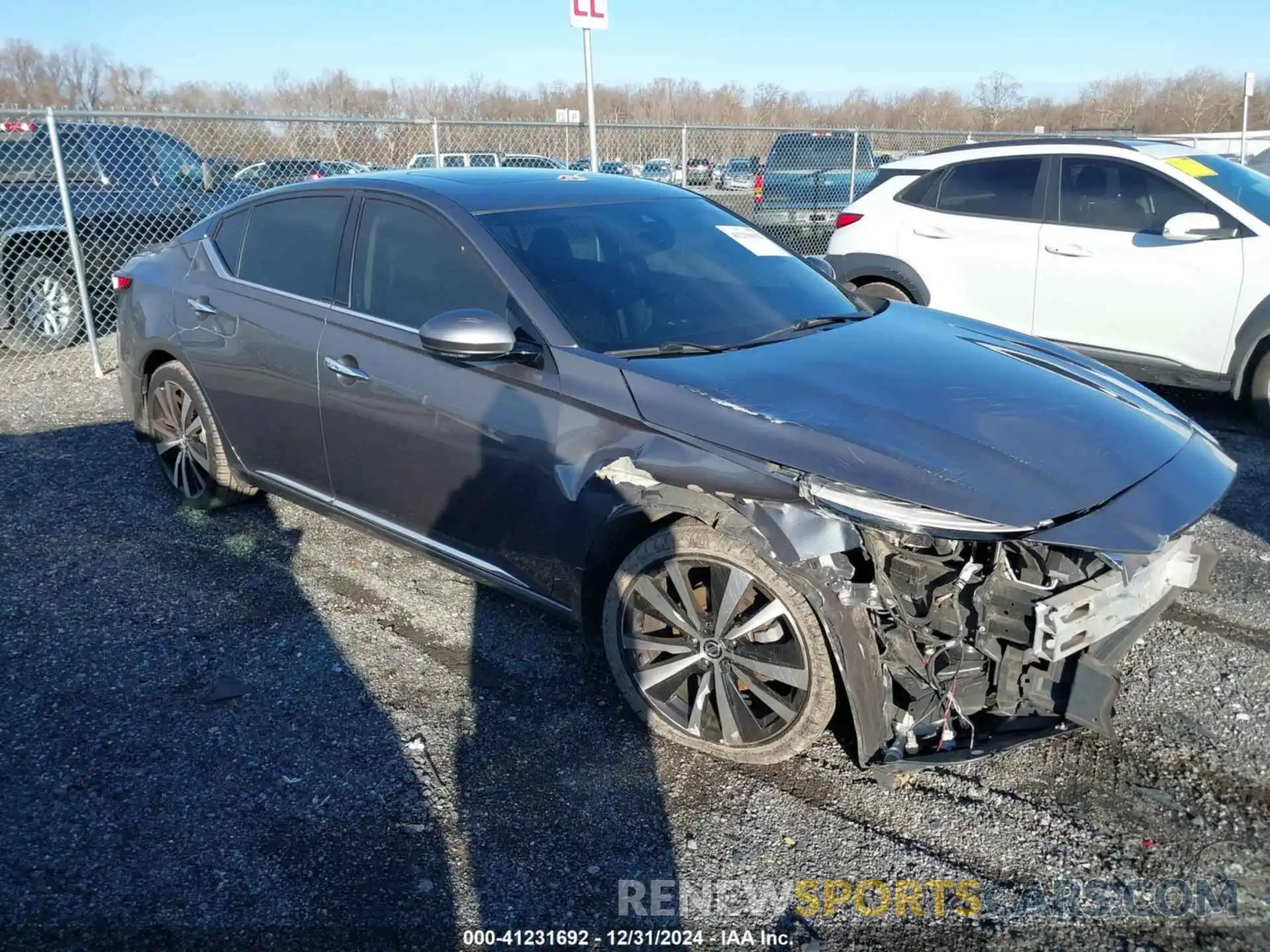 1 Photograph of a damaged car 1N4BL4FW1KC174475 NISSAN ALTIMA 2019