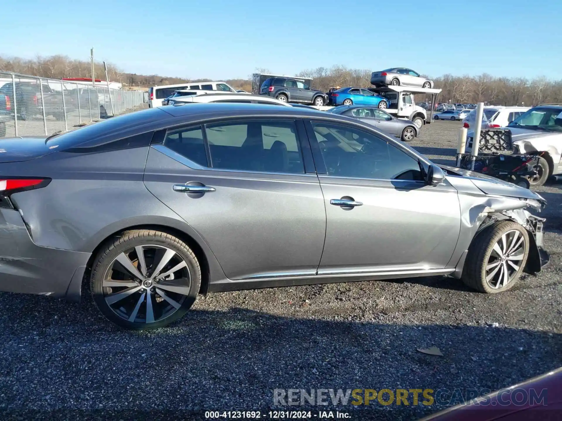 14 Photograph of a damaged car 1N4BL4FW1KC174475 NISSAN ALTIMA 2019